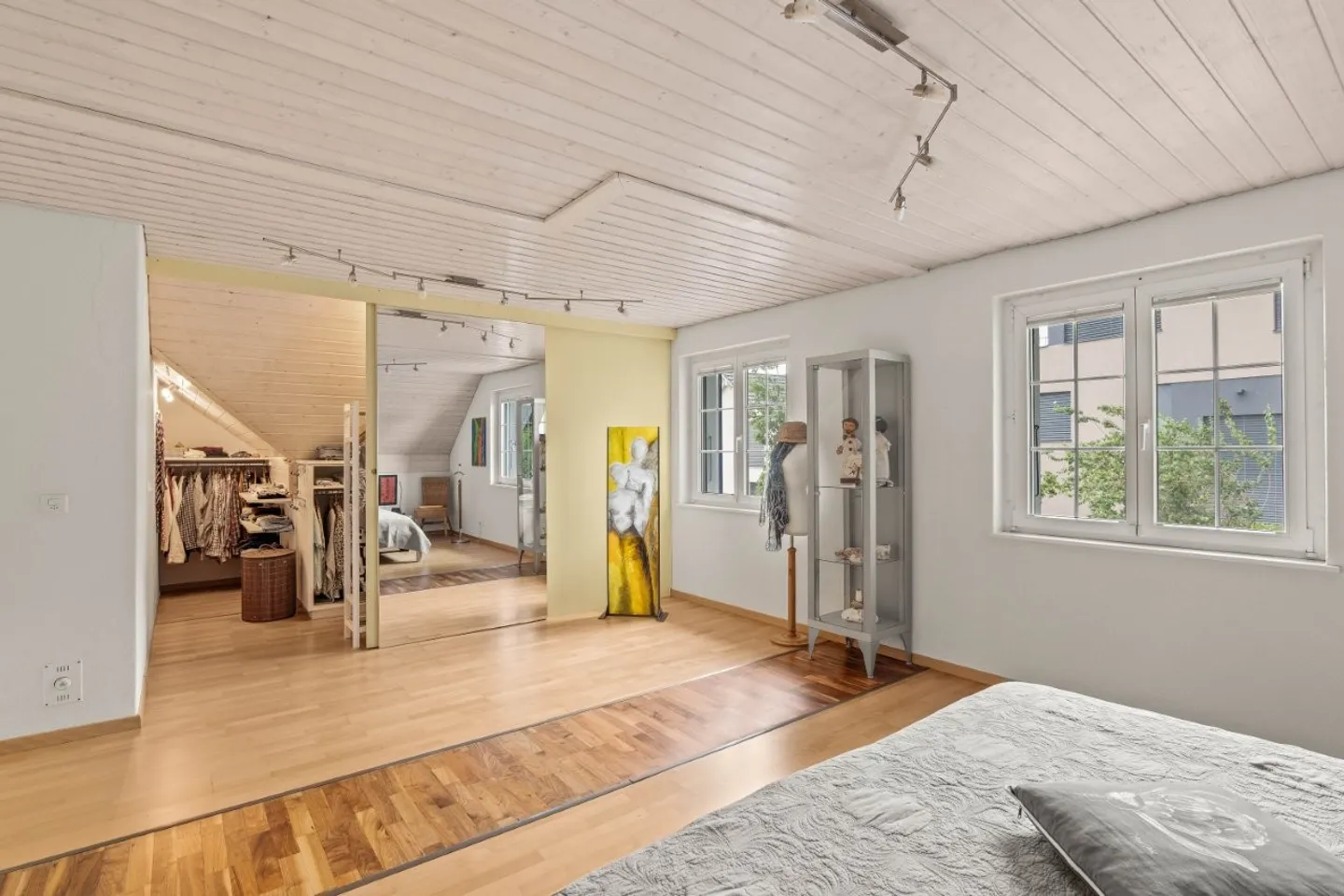 Wohnfläche mit 300m² und praktisch keine Energiekosten! - Foto 5 von 12