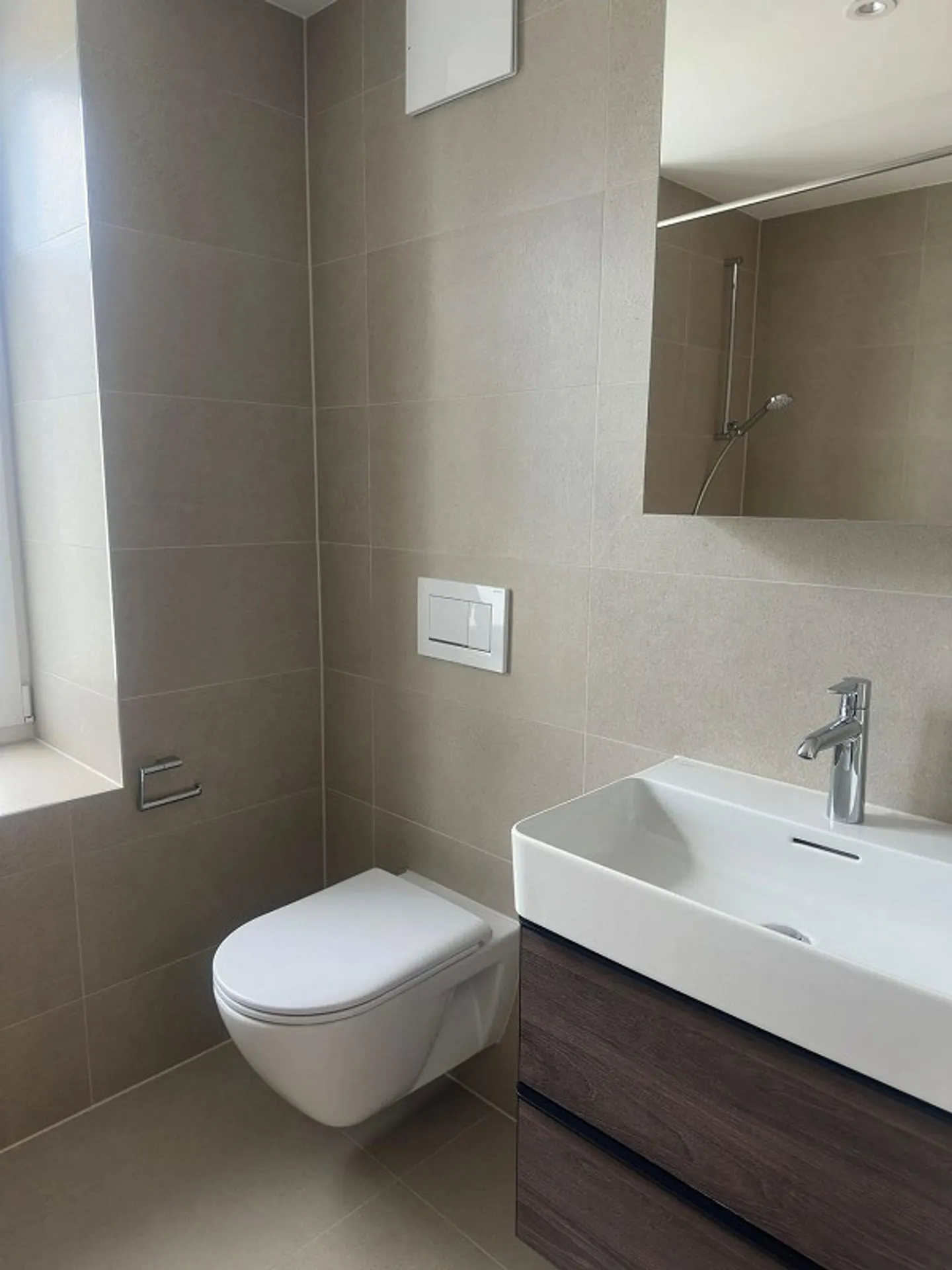 Appartamento ristrutturato di 3,5 locali in affitto a Dietikon! - Foto 7 di 8