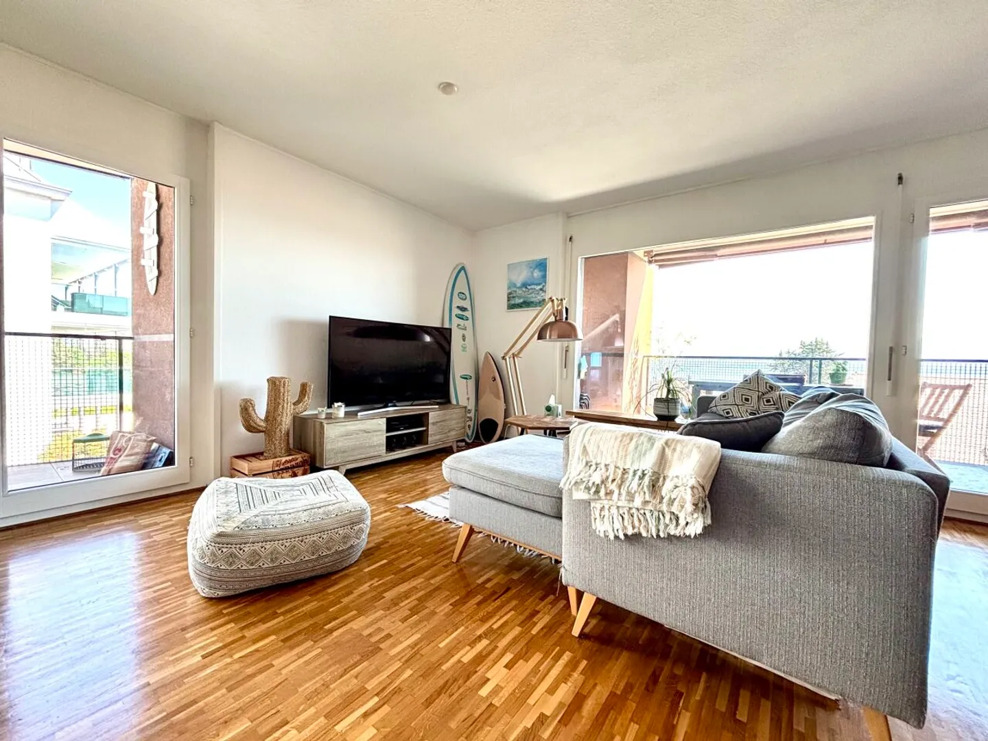 Magnificent furnished 3.5-room apartment with stunning lake view in Nyon - lo - Photo 6 of 13