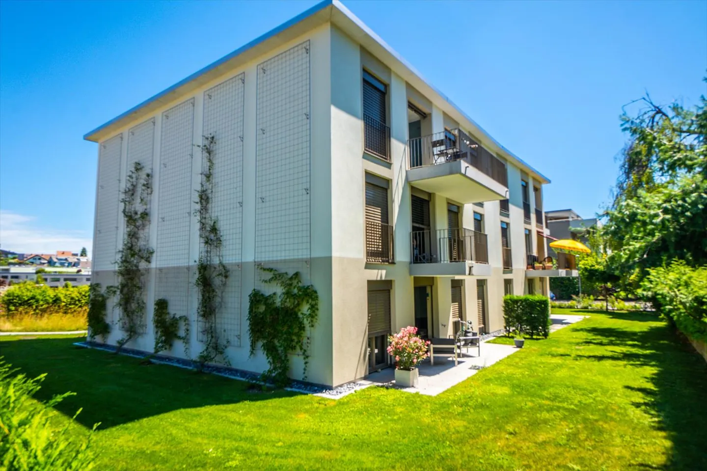 Apartment for rent - Photo 1 of 2