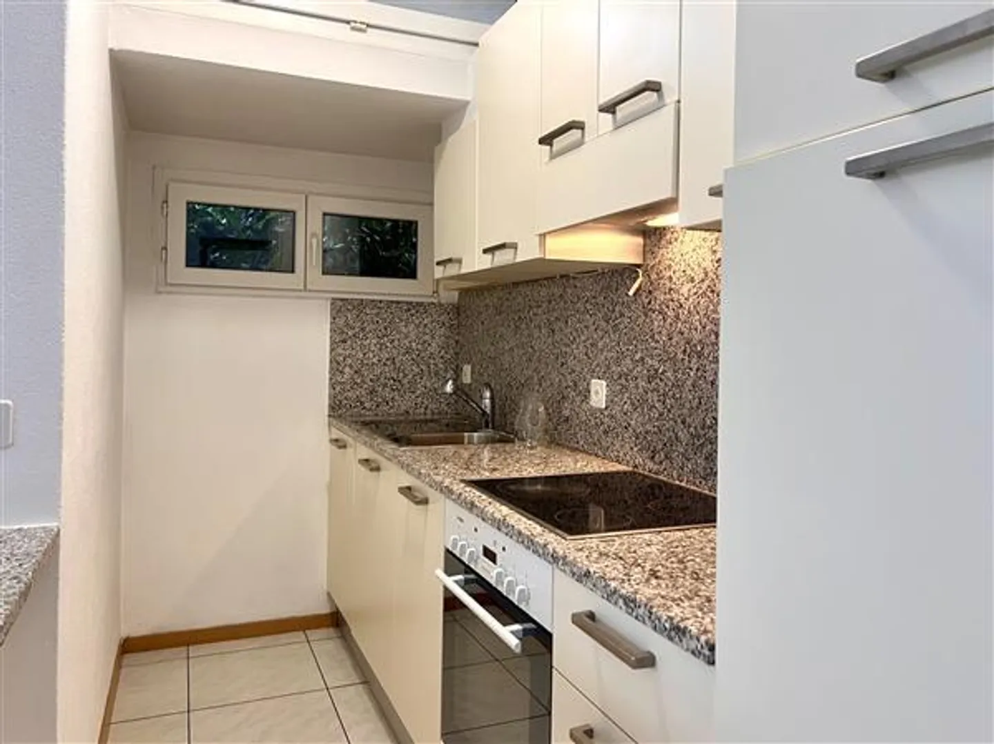 Breganzona: 2.5-room apartment - Photo 3 of 9