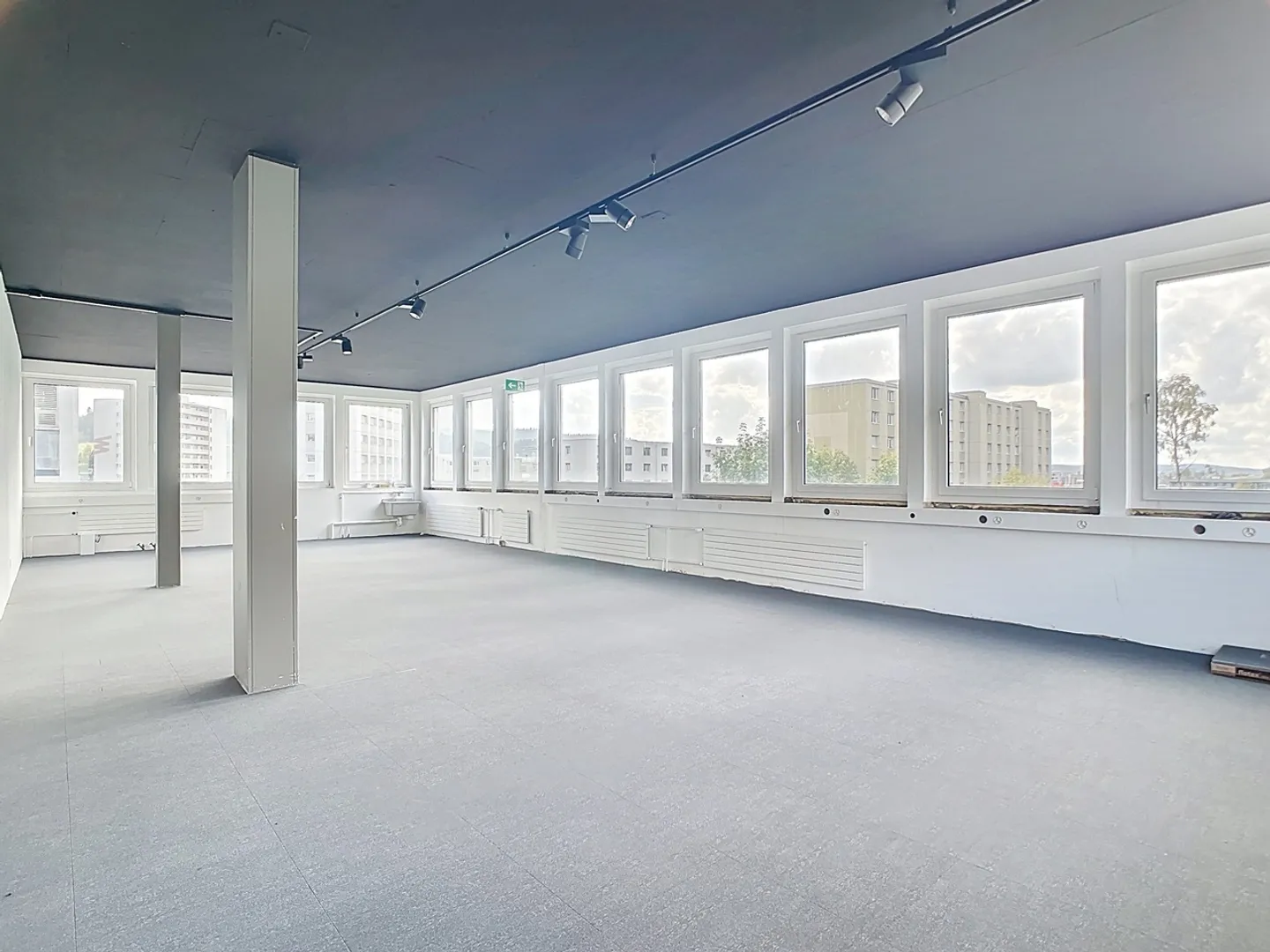 Espace Bureau Commercial - Photo 6 sur 12