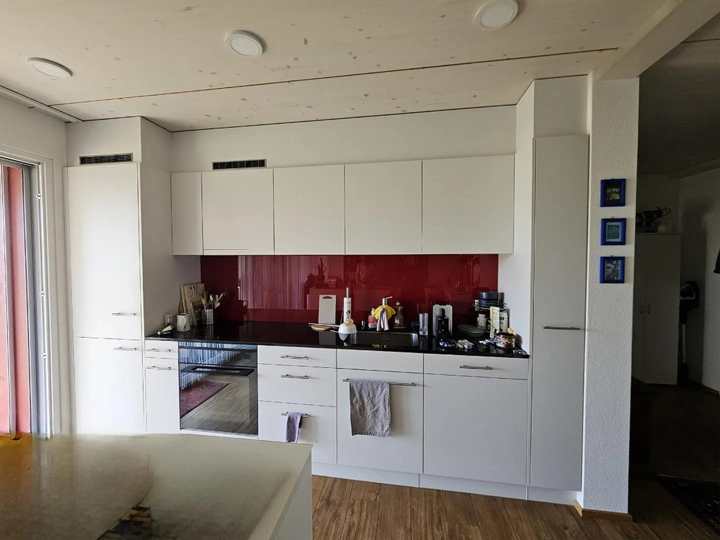 Stilvolles Apartment mit Balkon - Foto 4 von 9