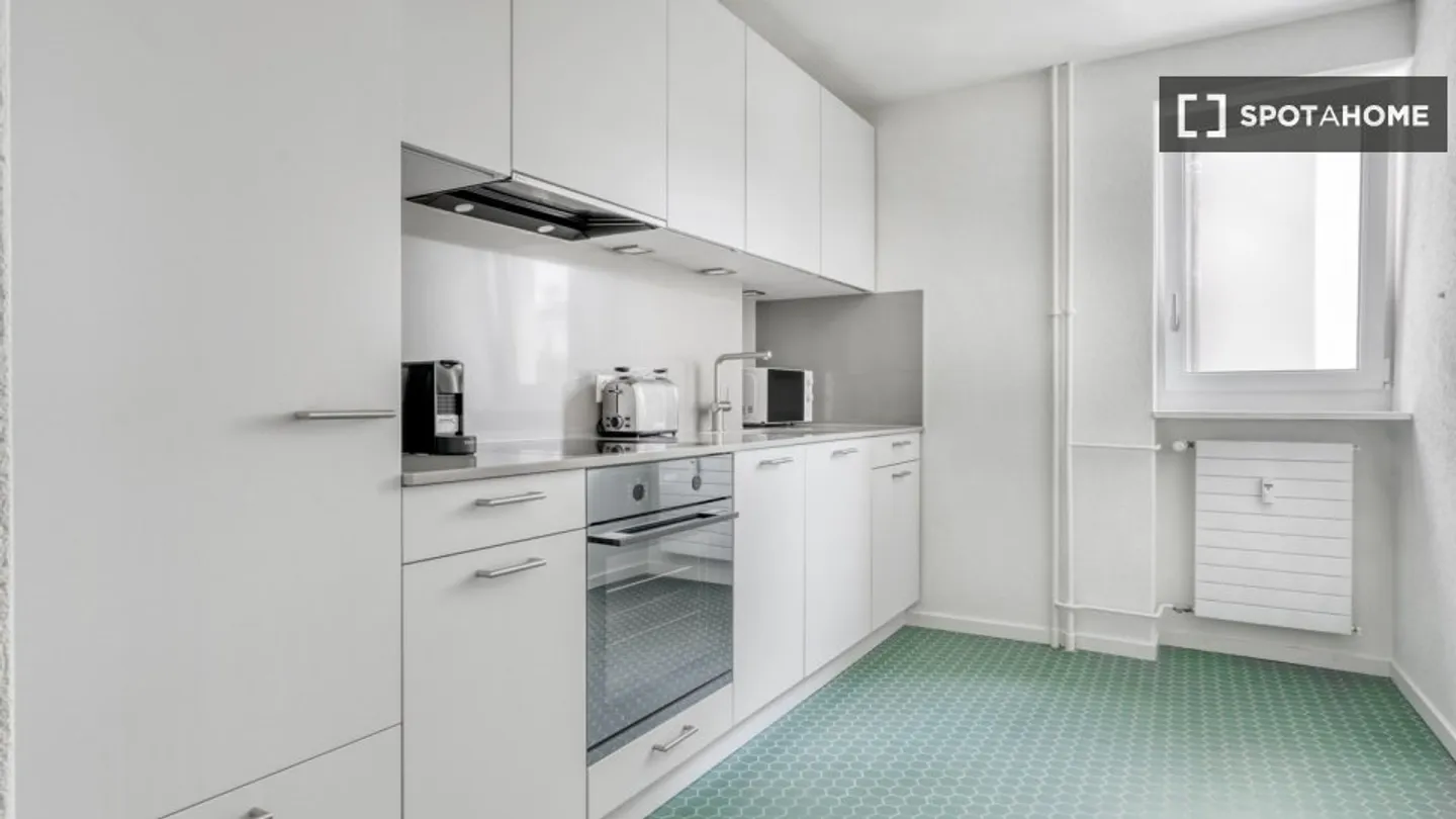 Apartment for rent - Photo 3 of 10