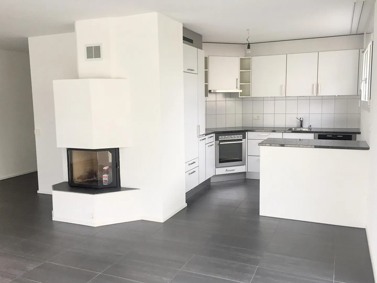 Modern 4.5-room apartment in Bonaduz - Photo 1 of 13