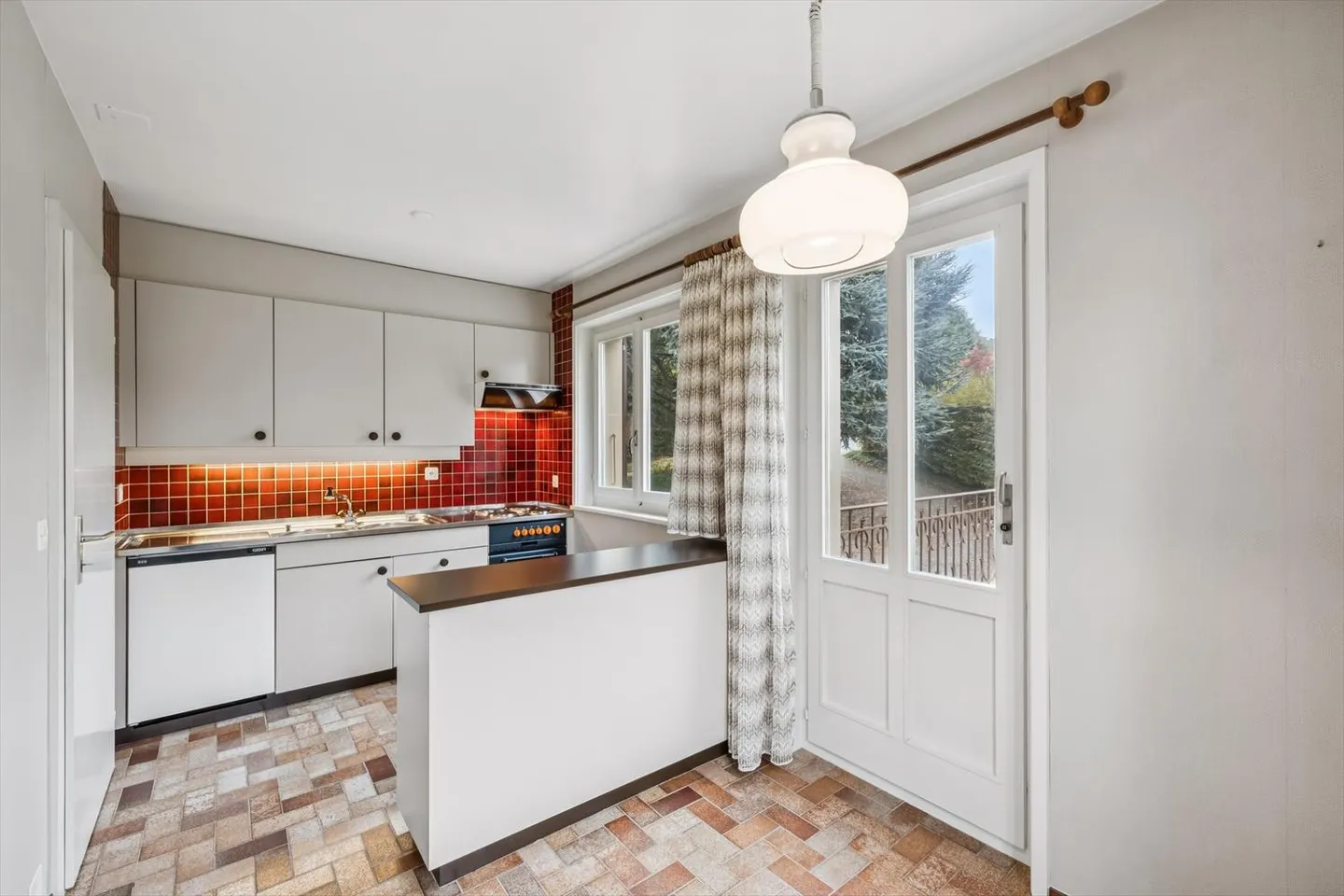 Villa avec un potentiel exceptionnel - Photo 5 sur 8