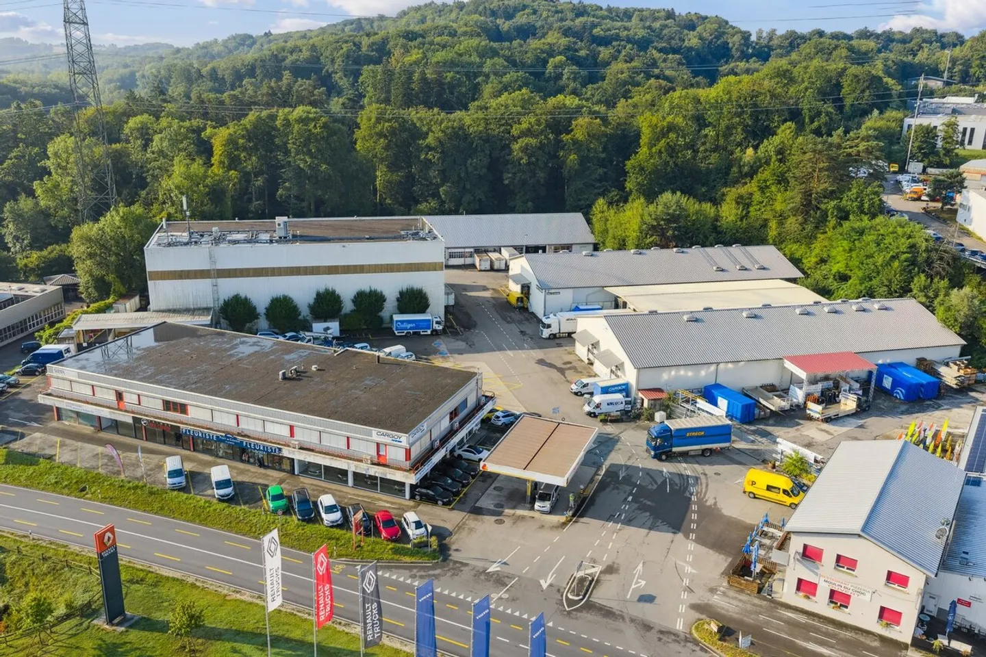 Halle industrielle à Lausanne - Photo 2 sur 3