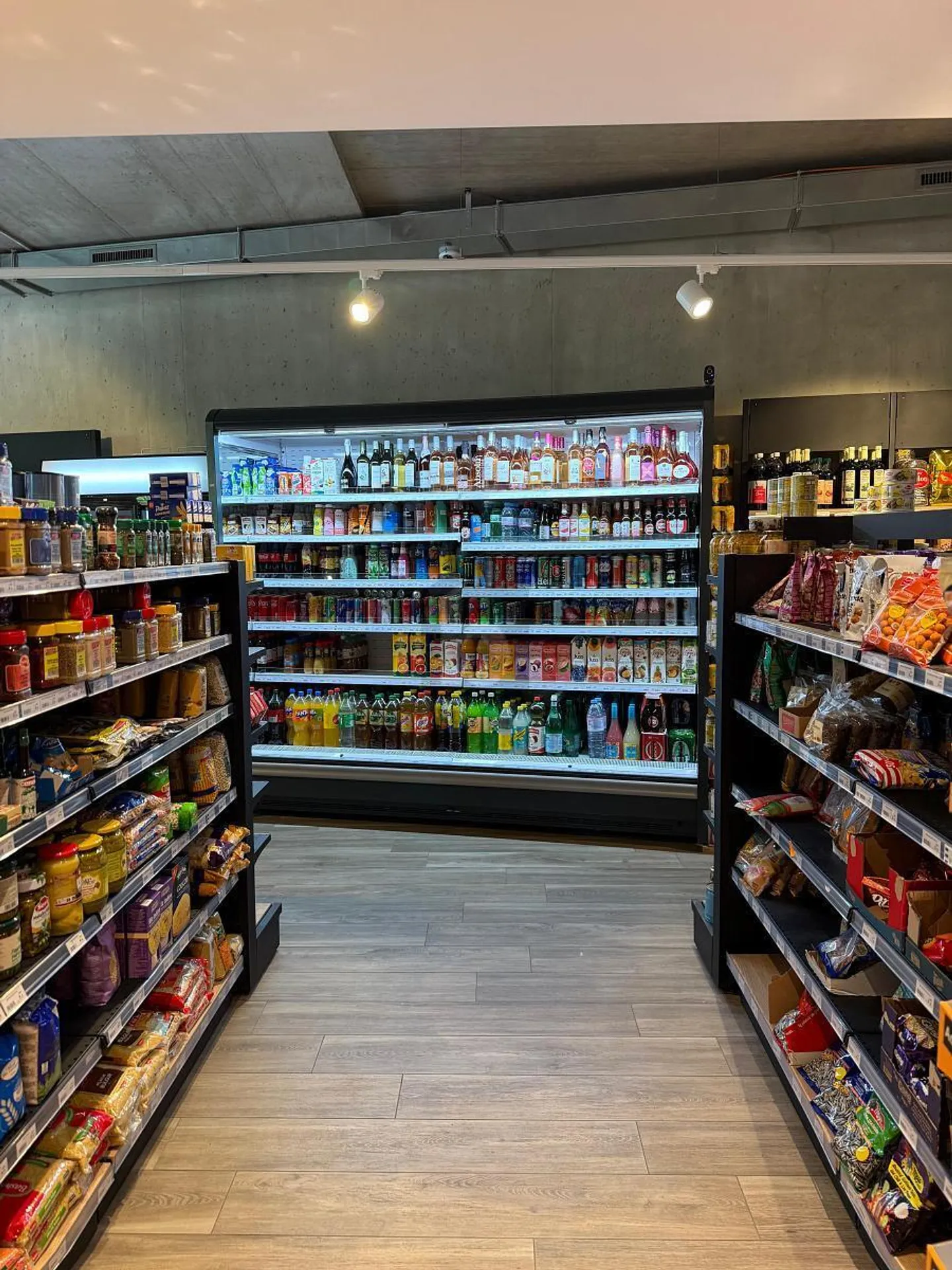 Épicerie Établie à Crissier - Photo 3 sur 6