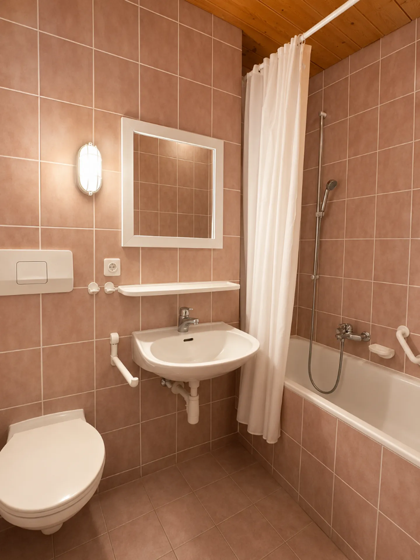 Möbliertes 4,5-Zimmer-Apartment - Foto 4 von 8