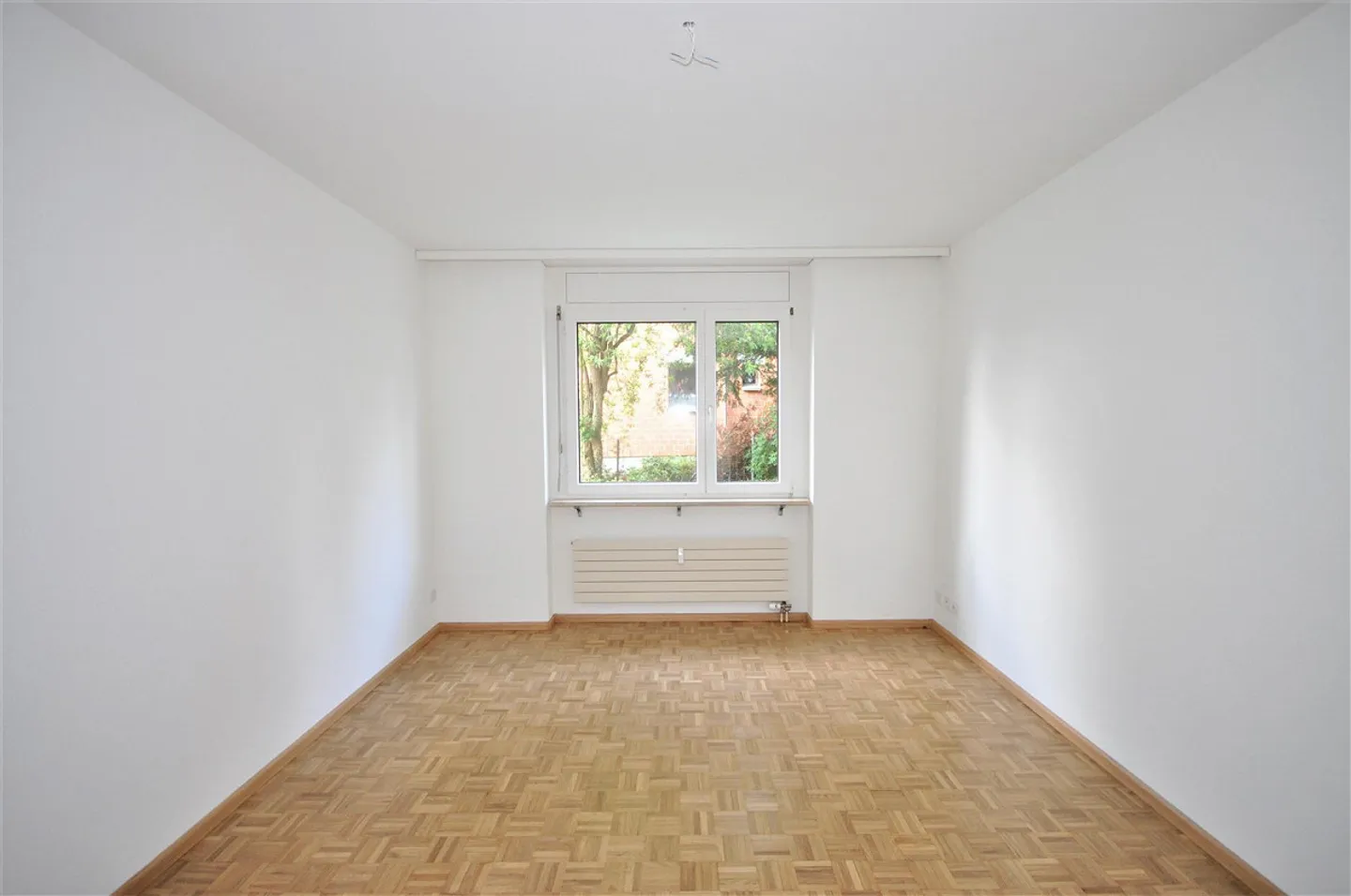 Vivere su Weidenweg: Luce, Parquet e la Tua Parte di Giardino - Foto 6 di 9