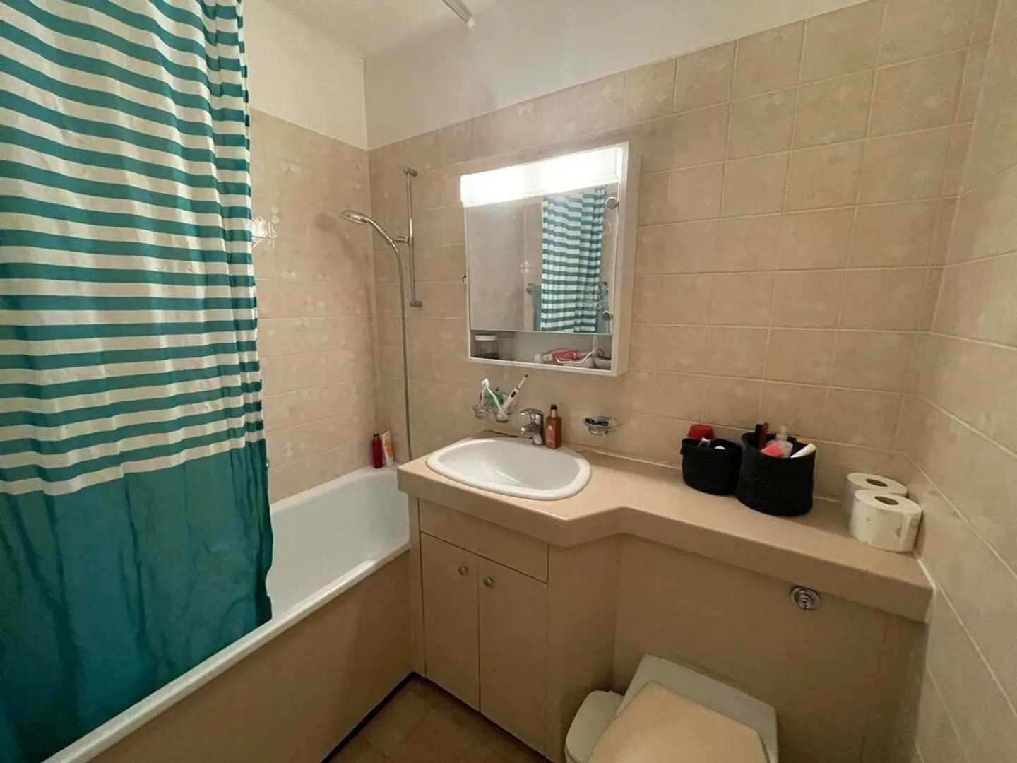 Charmante 2,5 Zimmer mit Garten - Foto 6 von 7