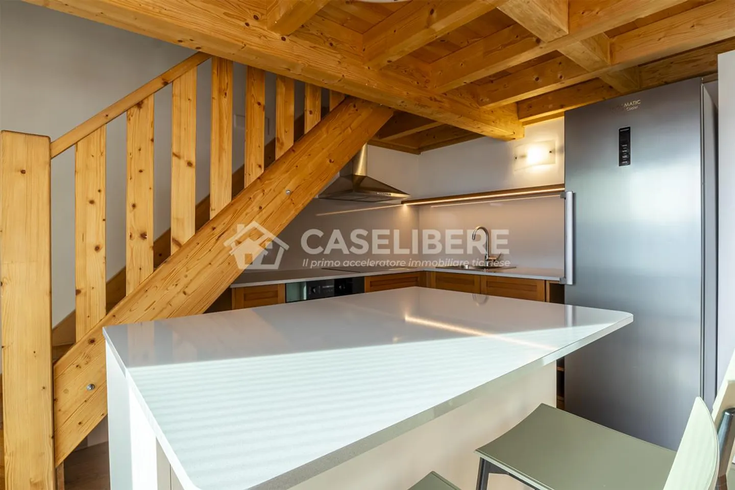 SINGLE-FAMILY HOUSE WITH SPECTACULAR VIEW - Photo 5 of 19