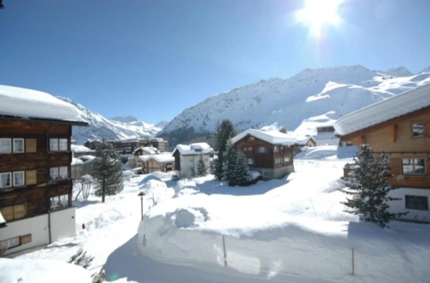 Exklusive Lage: 4.5 Zimmer-Wohnung beim Bergkirchli - Photo 1 of 11