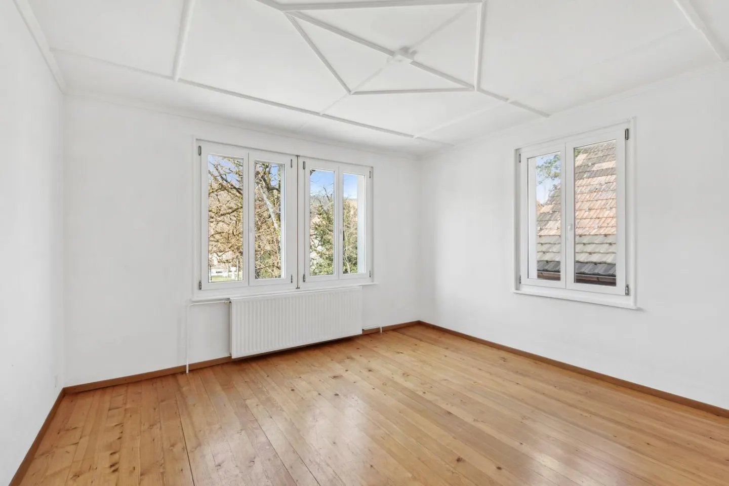 House in the city center of Môtiers, ideal for a large family - Photo 7 of 13