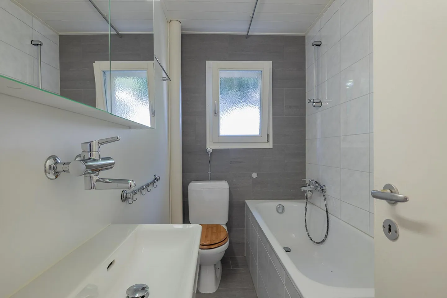 Edificio residenziale con due appartamenti a Belp... - Foto 5 di 13