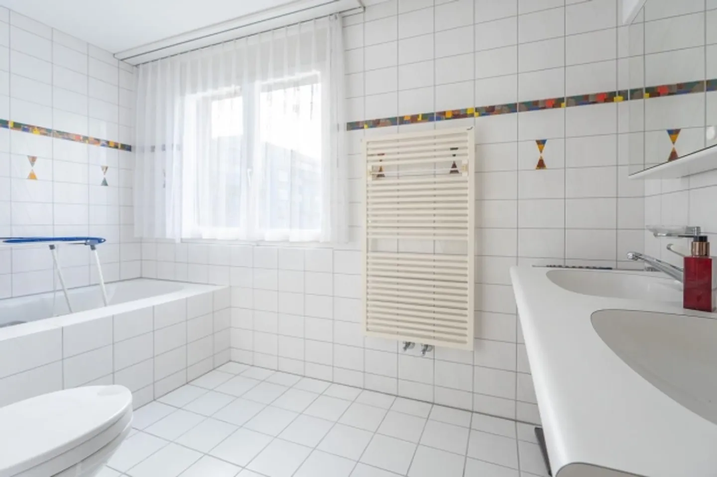 4.5-room apartment with garage space - Photo 3 of 5