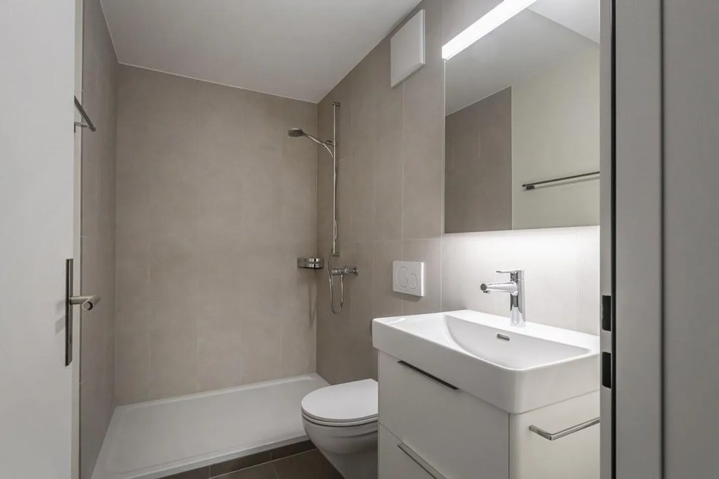 Modern 4.5-room apartment with balcony in a quiet location in Lucerne - Photo 5 of 8