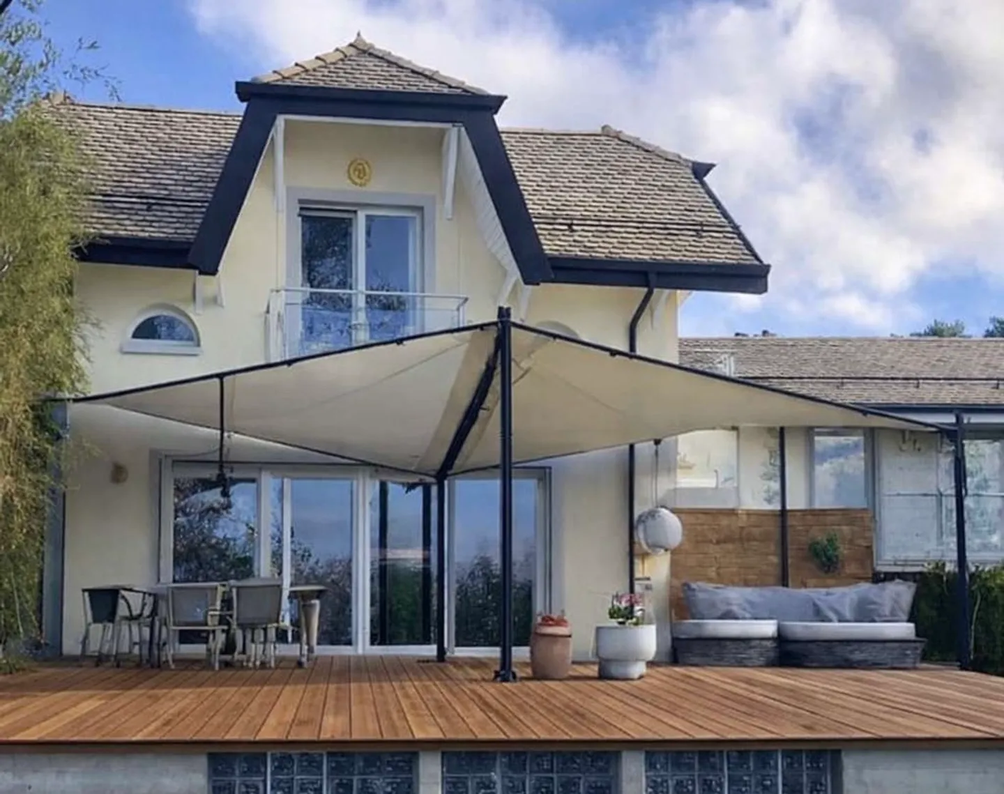 Villa d'exception avec ponton privé - Photo 1 sur 6