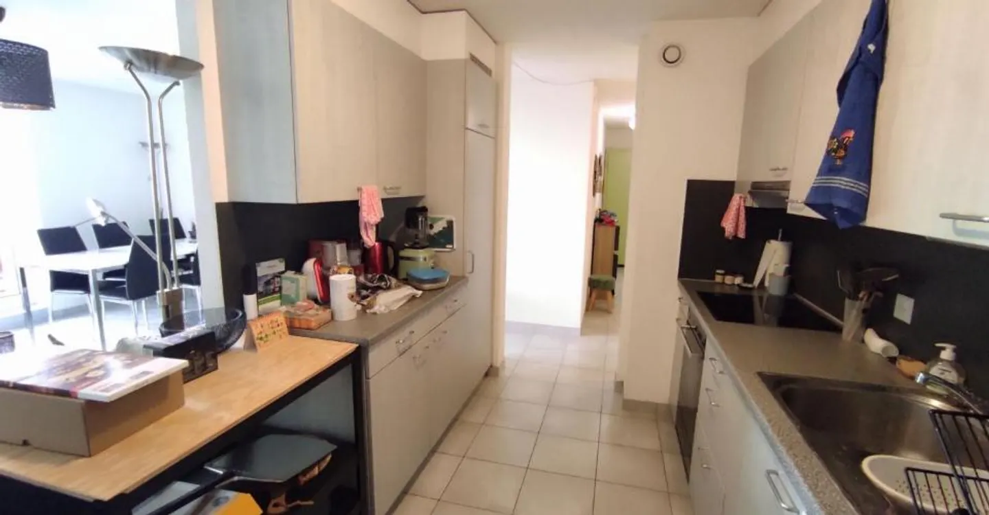 3 rooms near the lake - Photo 2 of 9