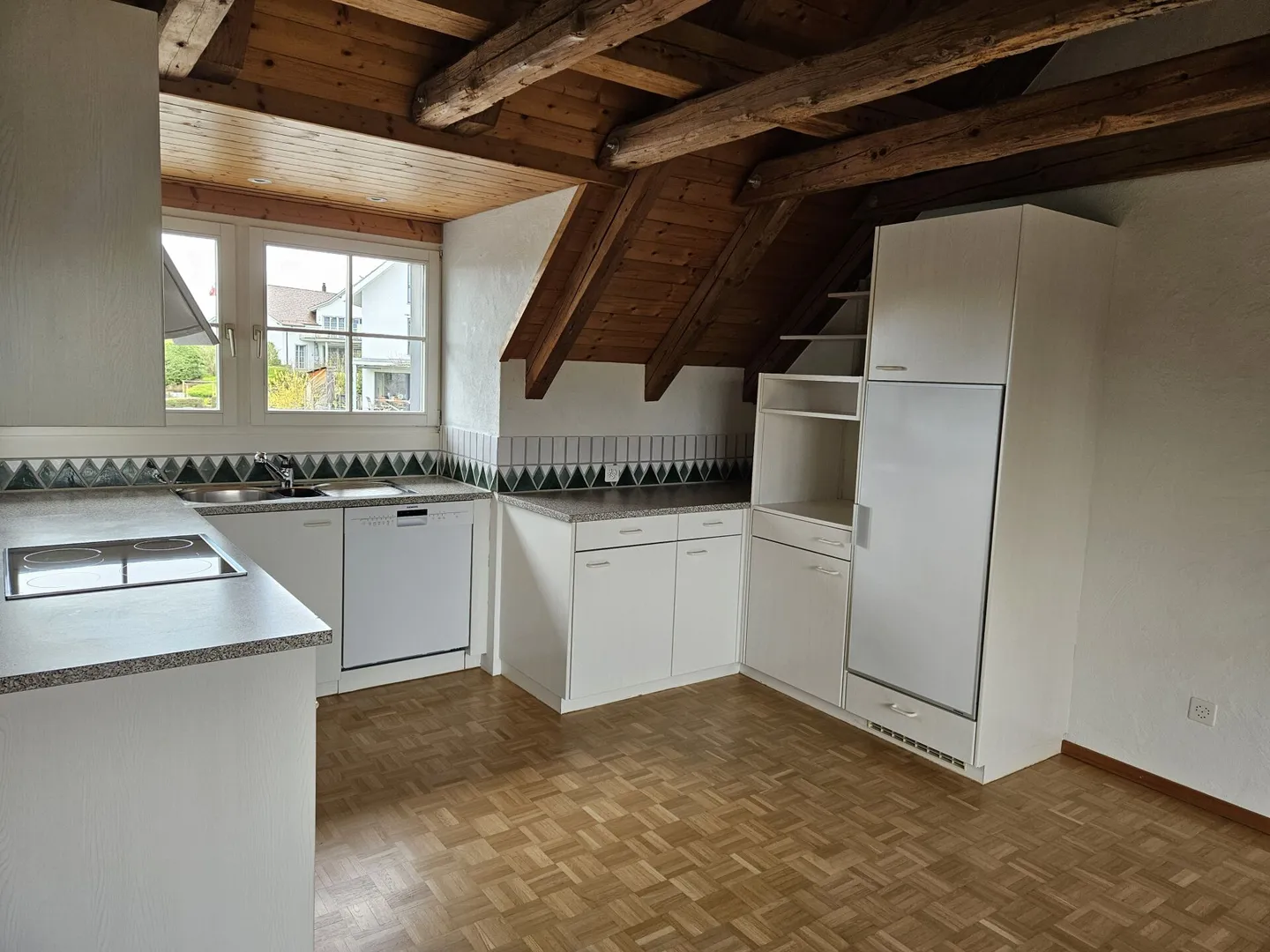 Appartement en duplex de 3,5 pièces avec cheminée - Photo 3 sur 12
