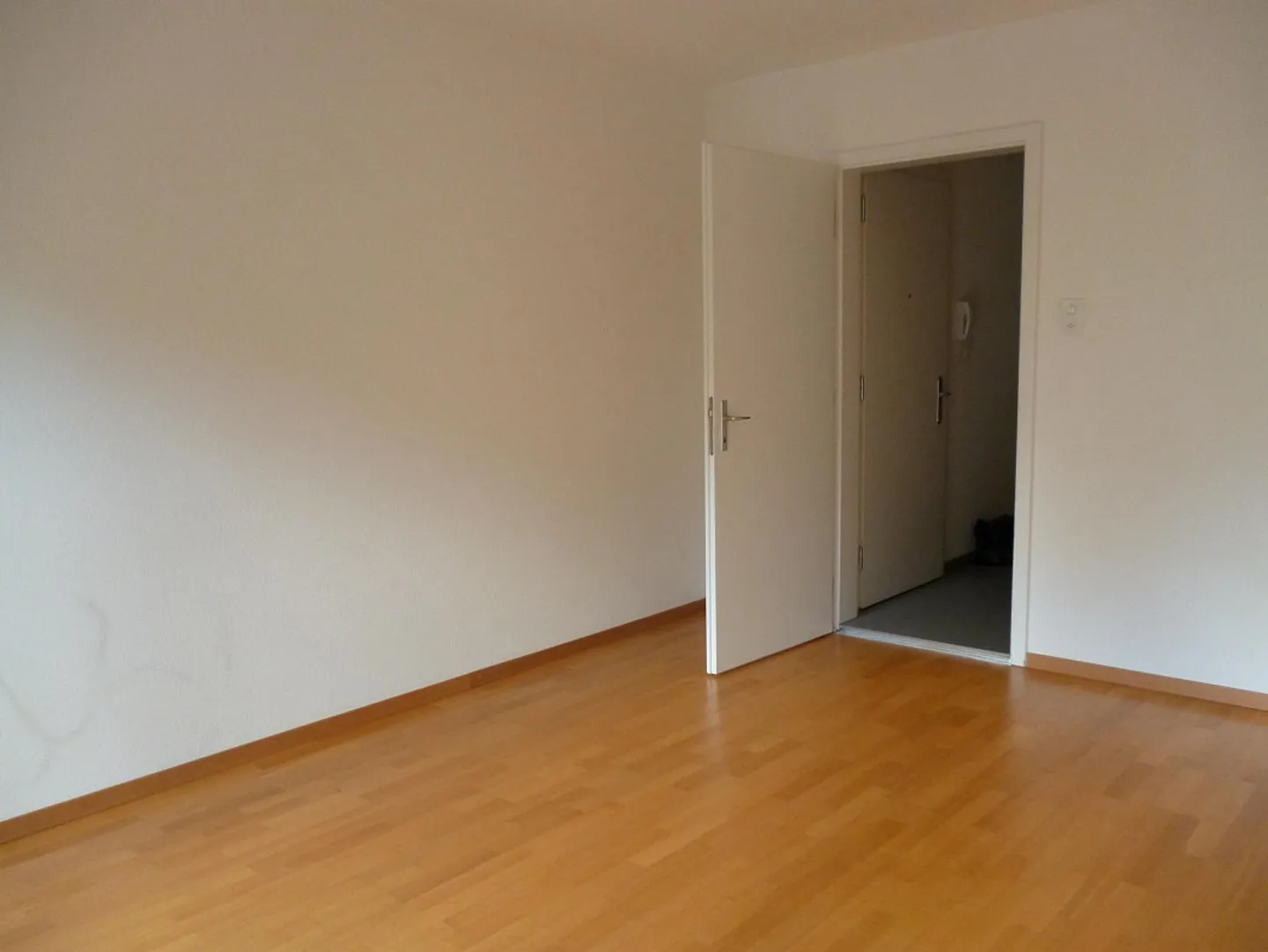 Charmante Wohnung in Matte - Foto 2 von 7