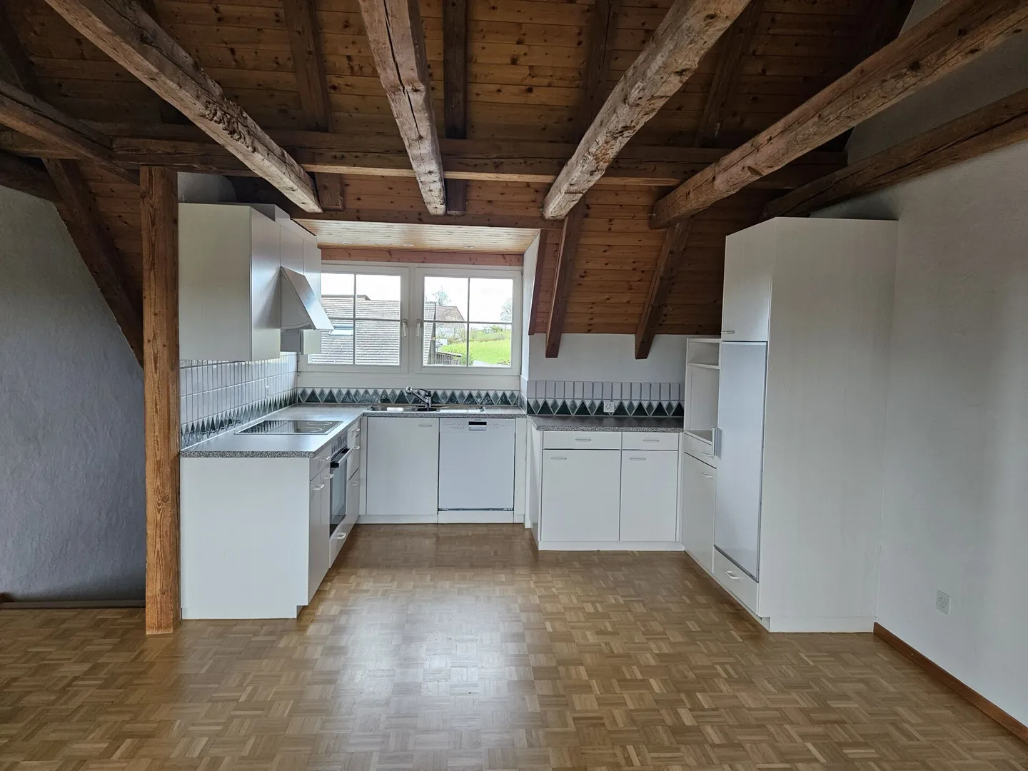 Appartement en duplex de 3,5 pièces avec cheminée - Photo 4 sur 12