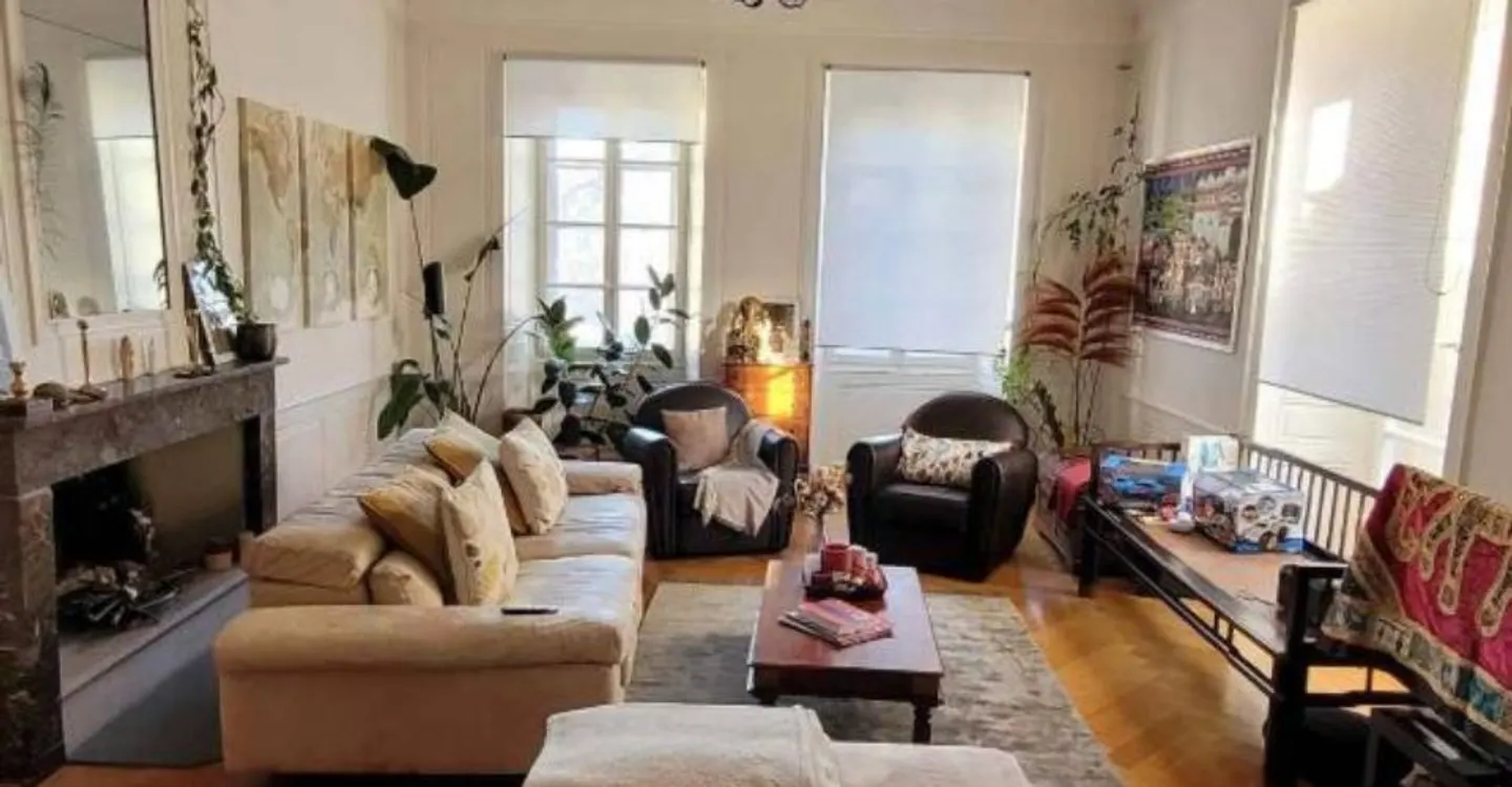 Bel appartement lumineux - Photo 2 sur 3