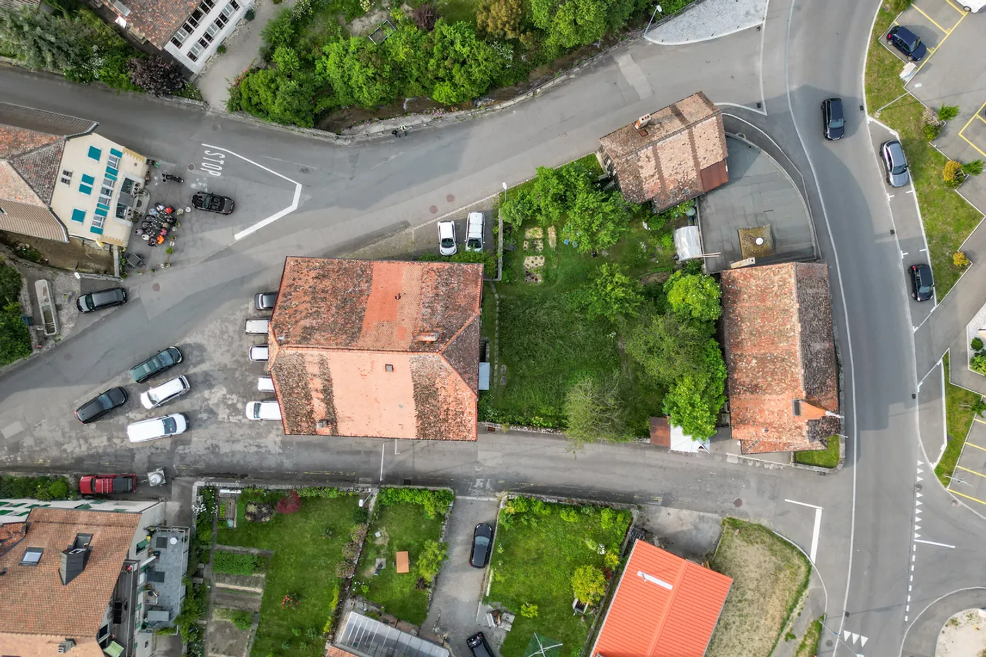 Mixed-use building for sale - Photo 18 of 18