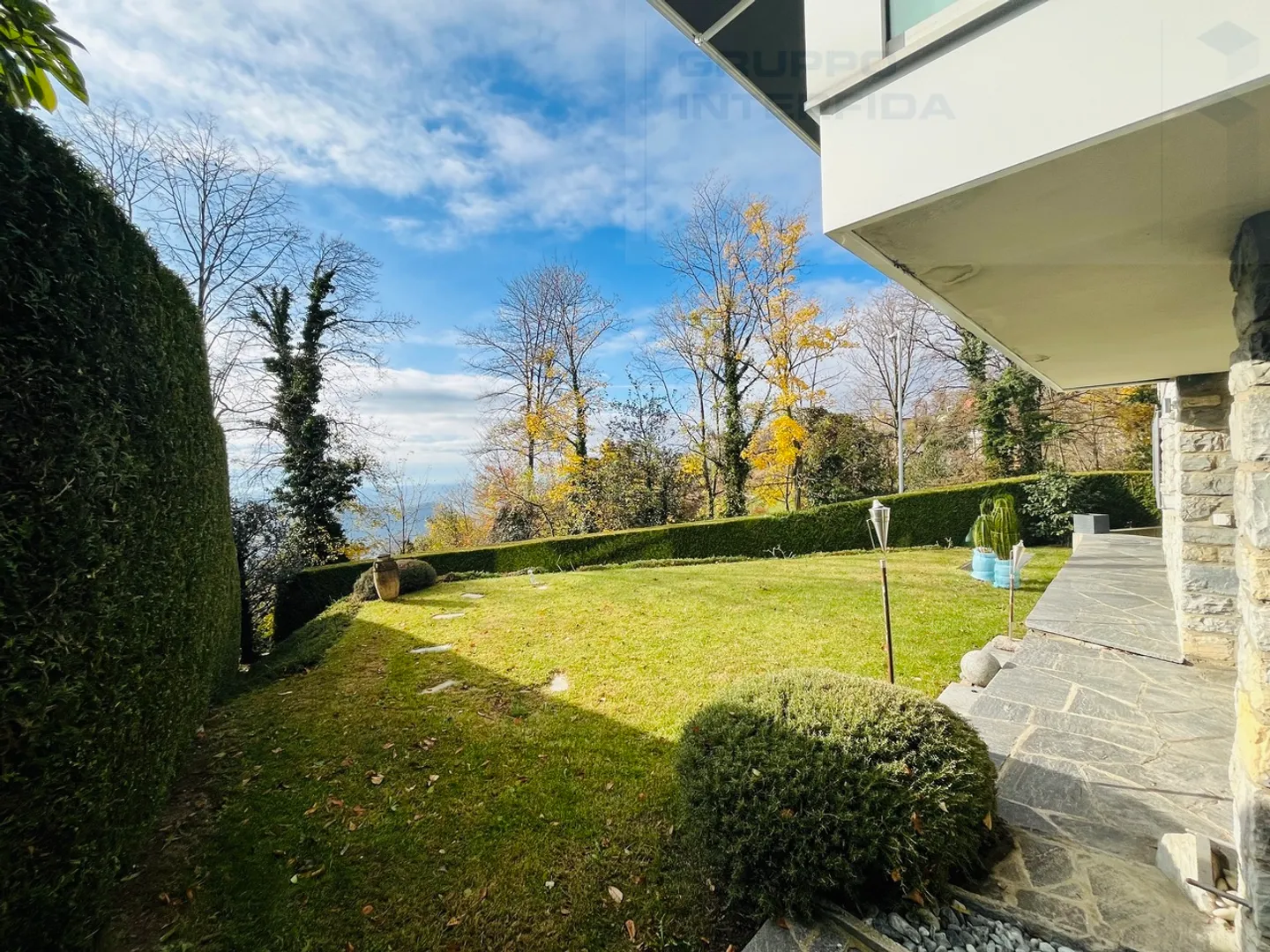 SCHÖNES EINFAMILIENHAUS IM GRÜNEN - Foto 6 von 20