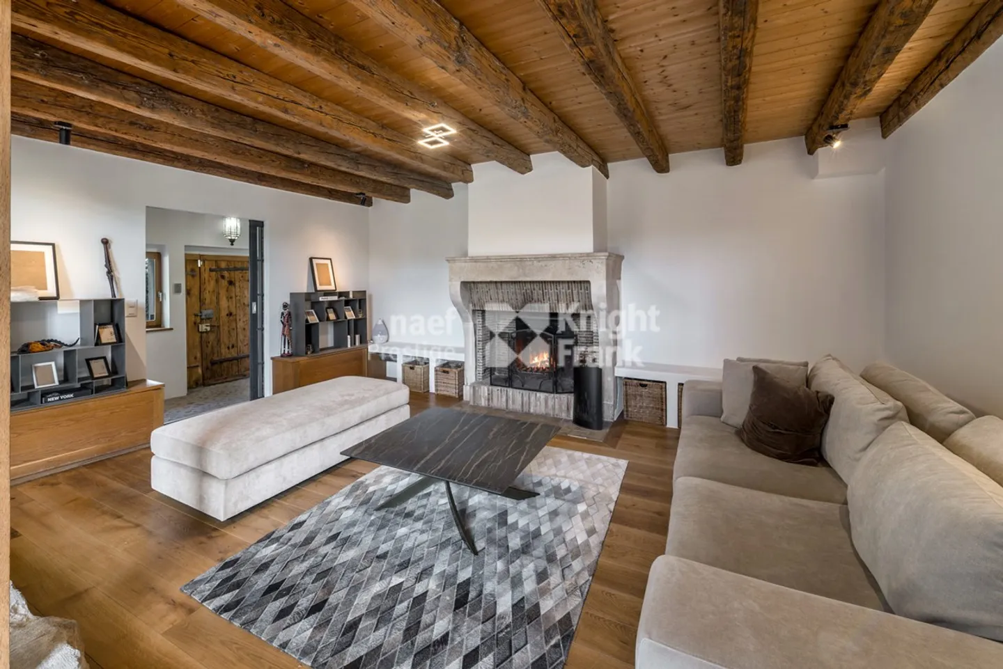 Modern and luxury for this completely renovated farmhouse - Photo 3 of 11