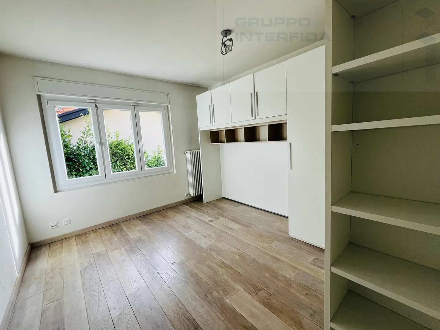 SCHÖNES EINFAMILIENHAUS IM GRÜNEN - Foto 11 von 20