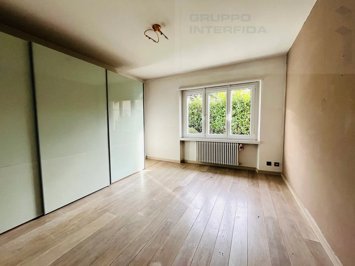 SCHÖNES EINFAMILIENHAUS IM GRÜNEN - Foto 12 von 20