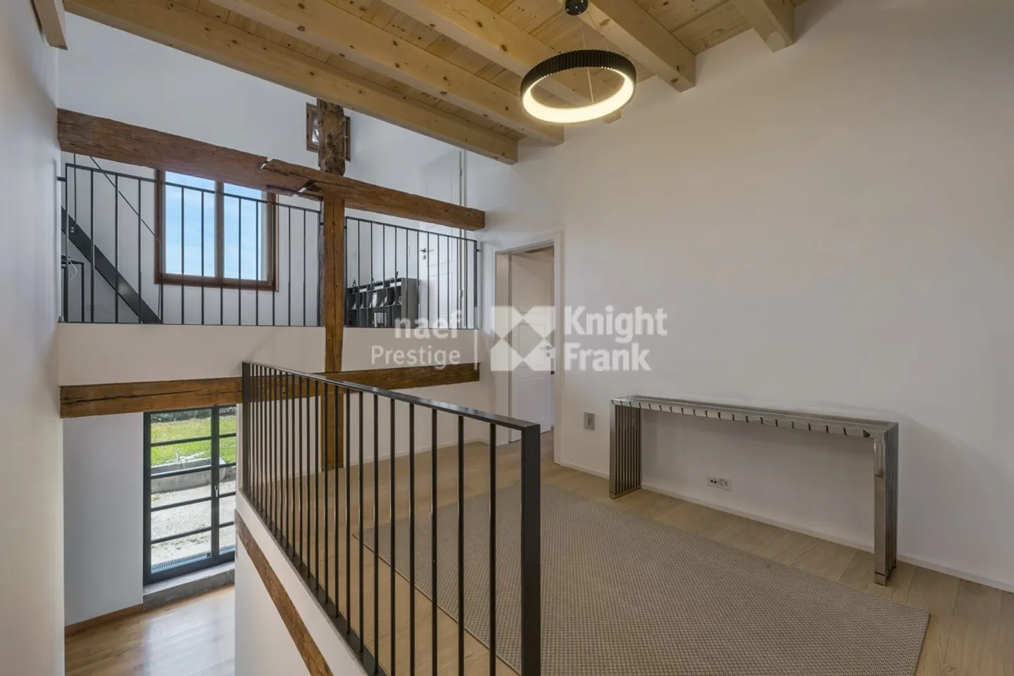 Modern and luxury for this completely renovated farmhouse - Photo 7 of 11
