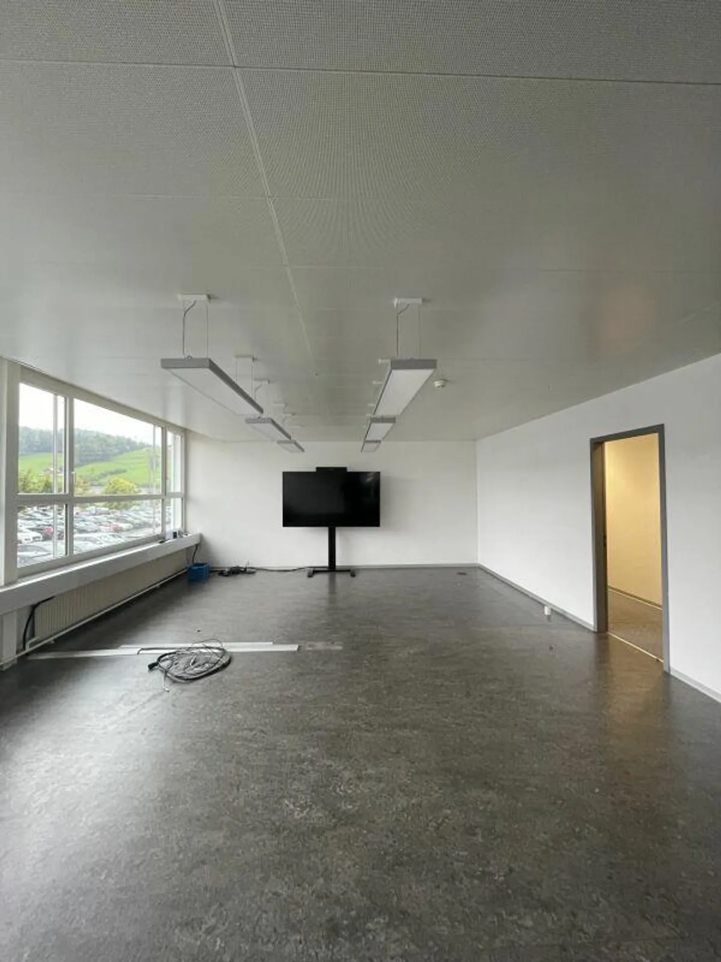 Ufficio e spazio commerciale in affitto - Foto 14 di 19