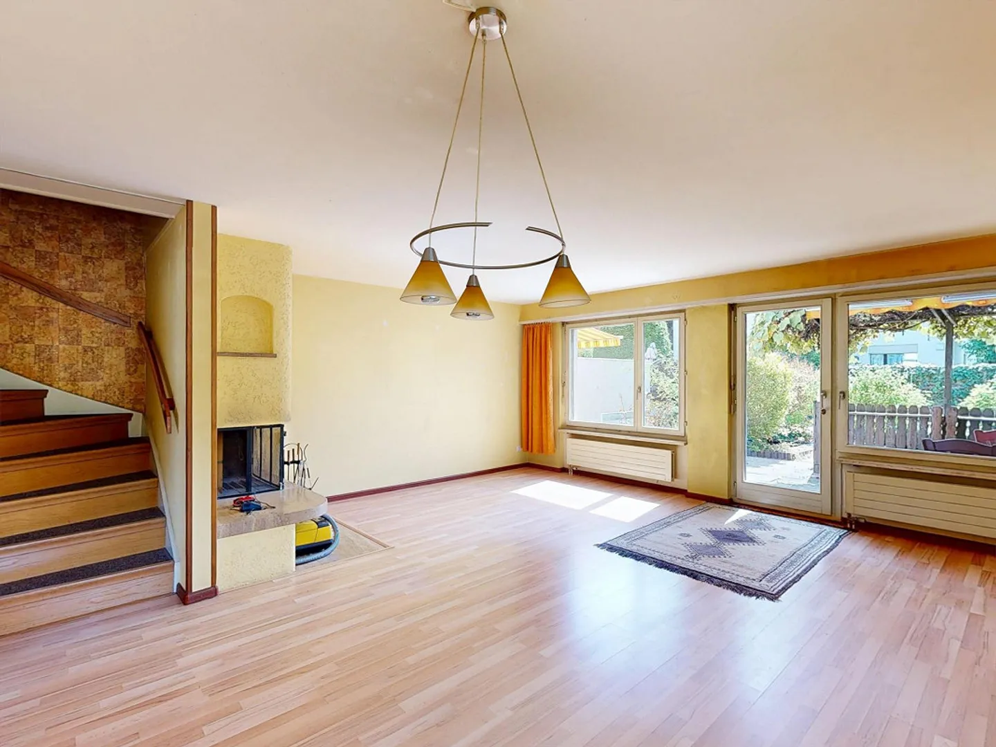 5.5-Room Semi-Detached House in a Popular Residential Area in Muttenz - Photo 4 of 16