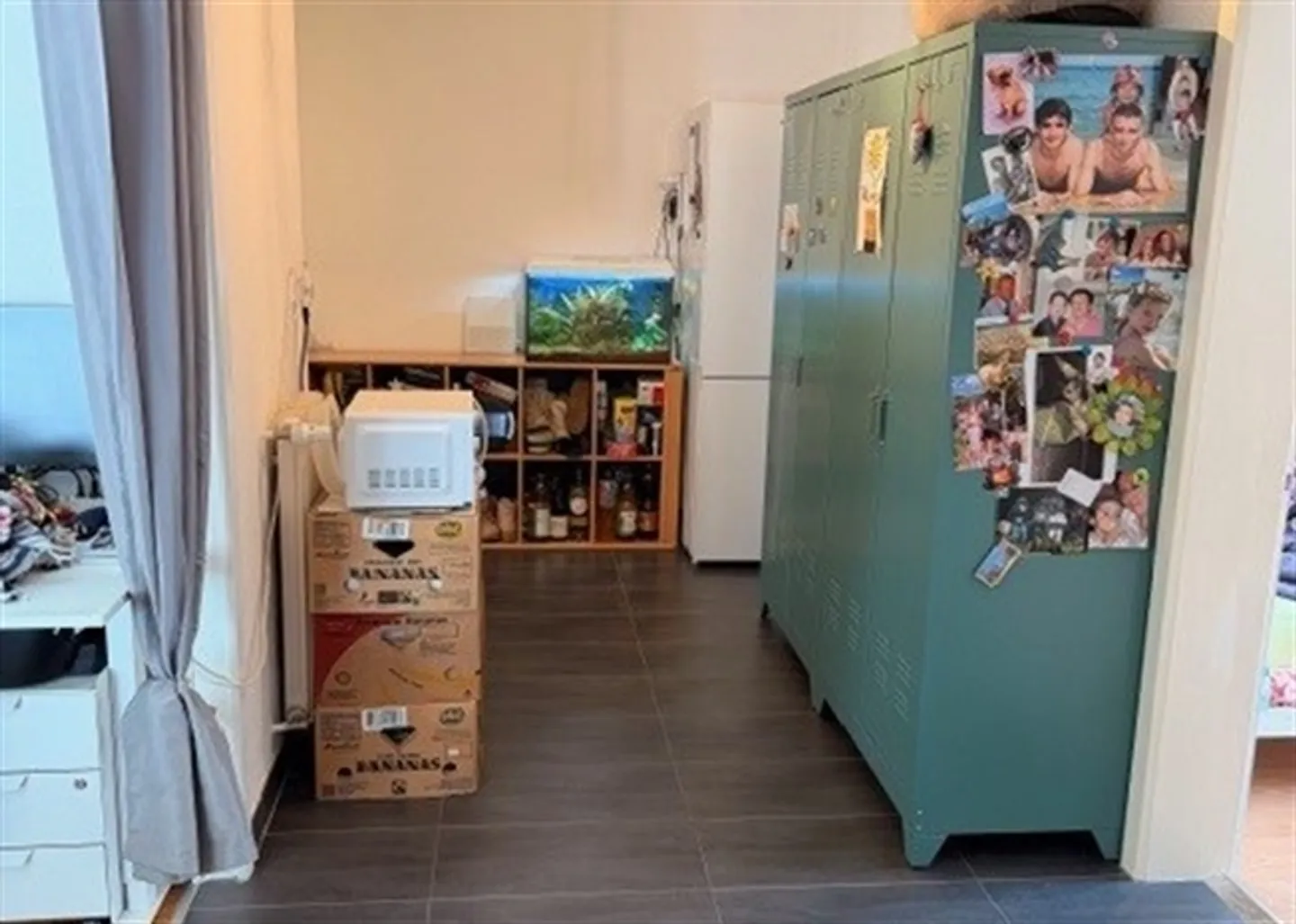 Grand appartement de 3 pièces au premier étage avec balcon - Photo 3 sur 8