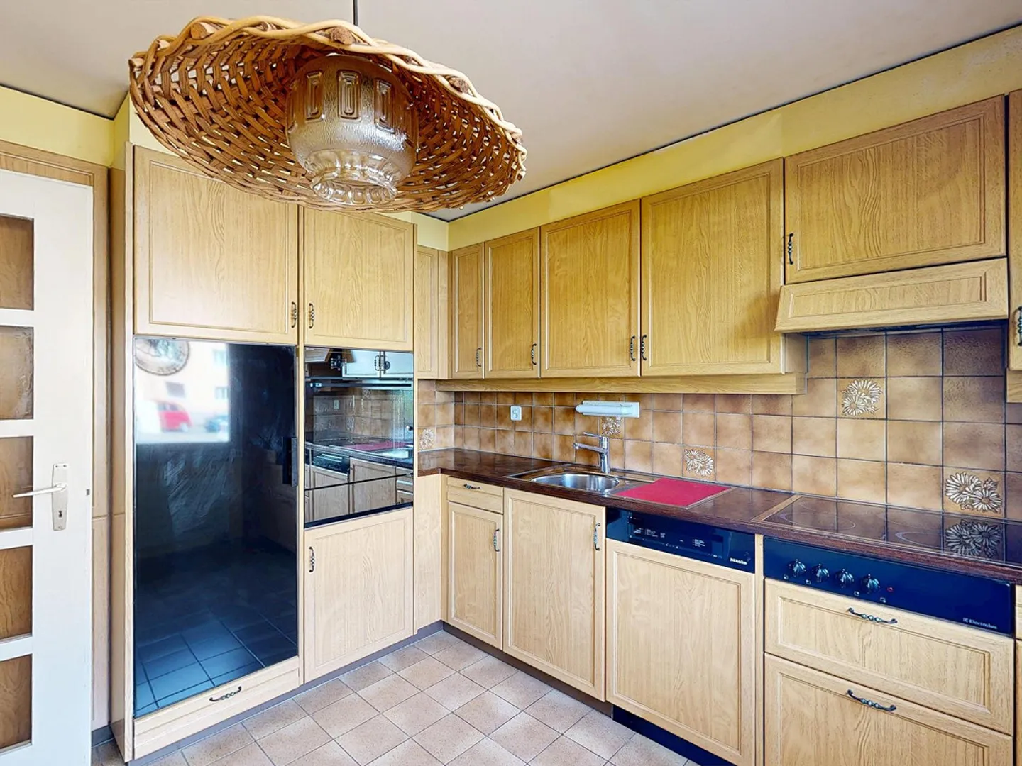 5.5-Room Semi-Detached House in a Popular Residential Area in Muttenz - Photo 6 of 16