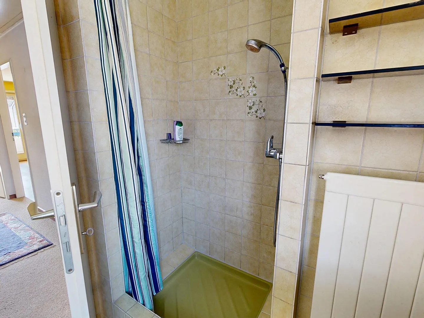5.5-Room Semi-Detached House in a Popular Residential Area in Muttenz - Photo 10 of 16