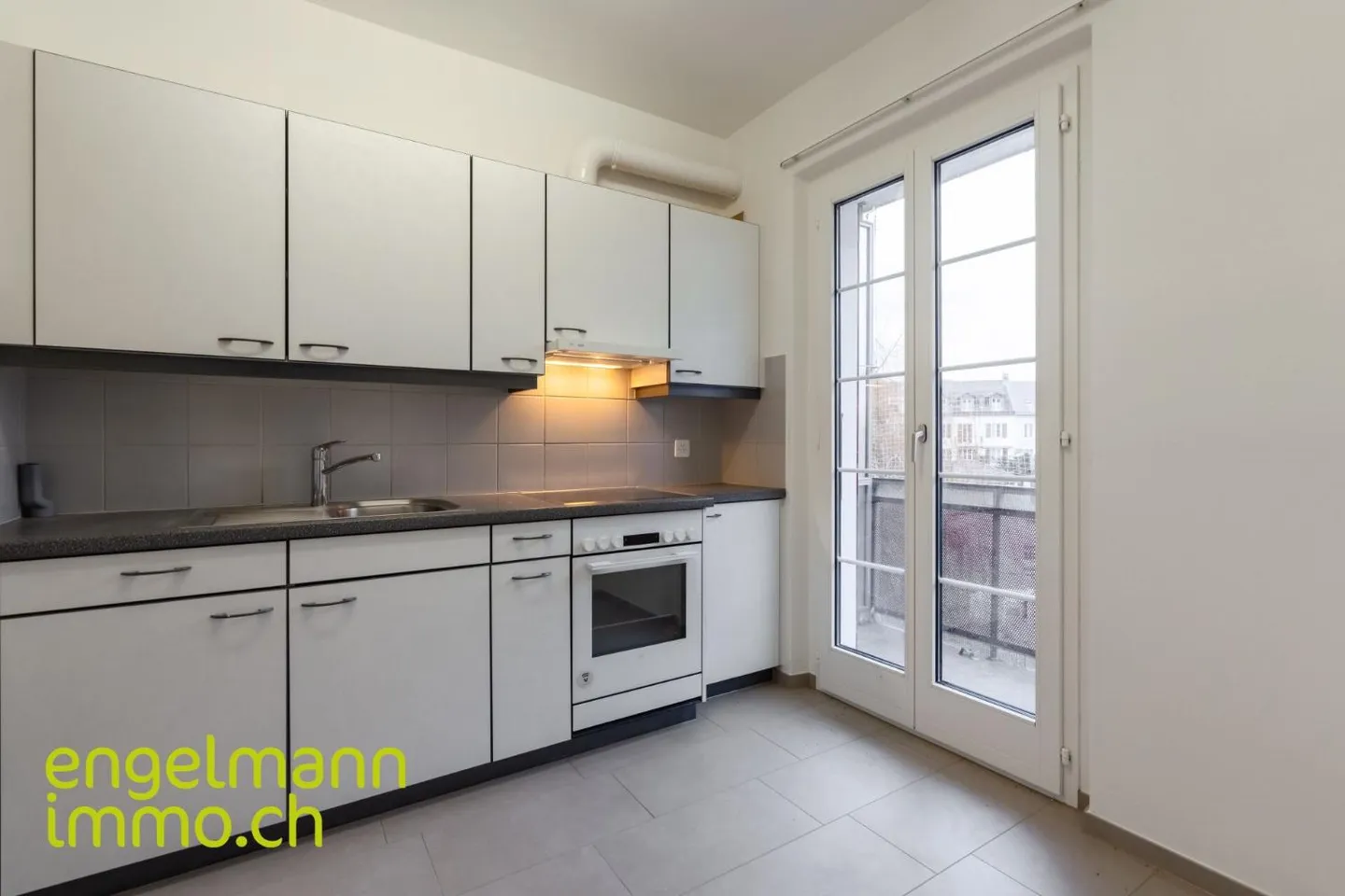 2.5 Room Apartment - Photo 3 of 9