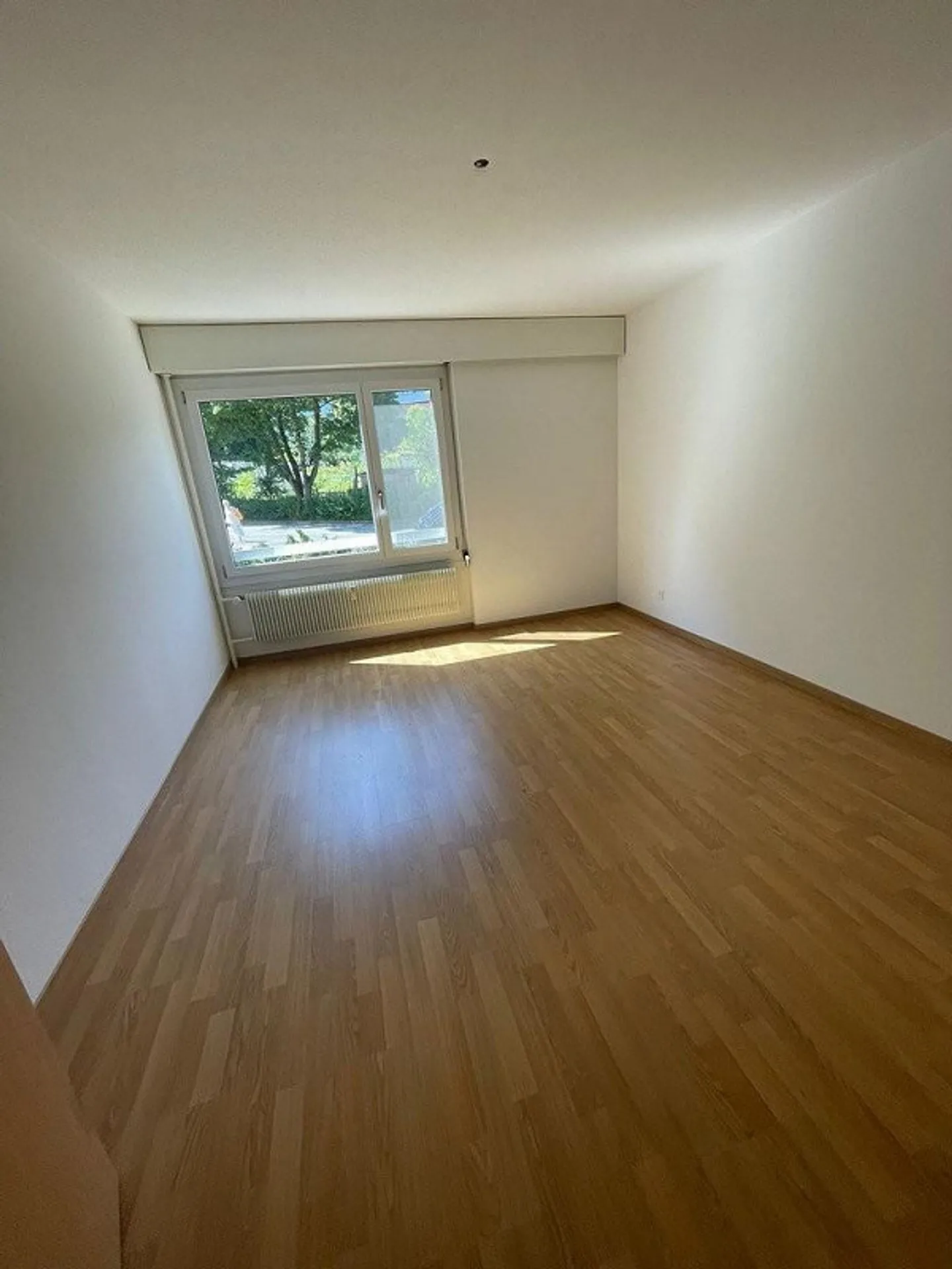 BEAUTIFUL, BRIGHT 2.5-ROOM APARTMENT IN KLEEFELD - Photo 6 of 9