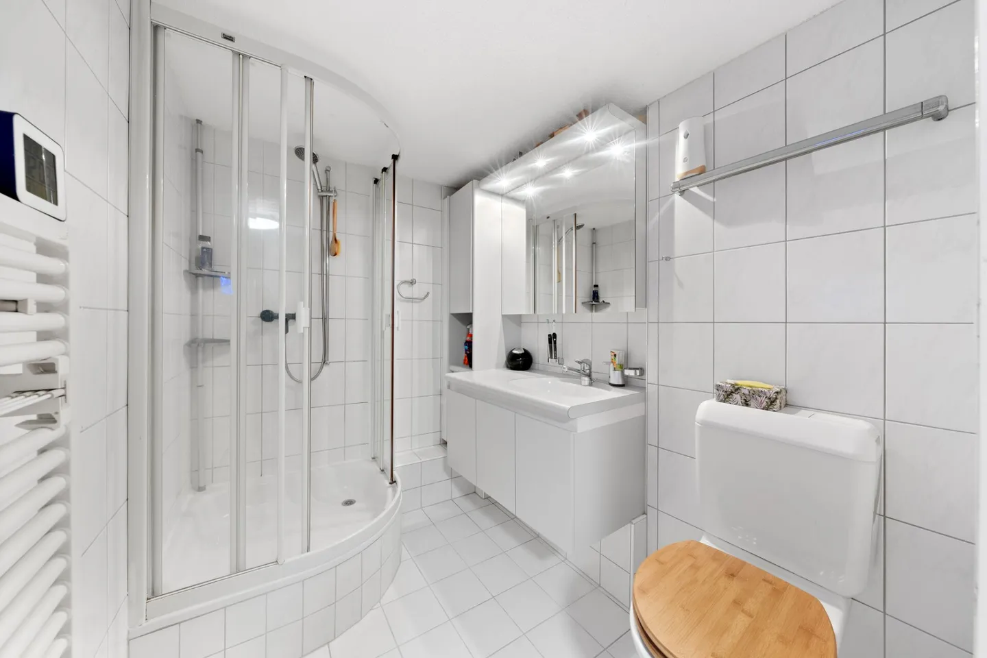 Voulez-vous construire des appartements ? Et en même temps vivre dans une maison unifamiliale rénovée et moderne ? Vous êtes au bon endroit ! - Photo 18 sur 36