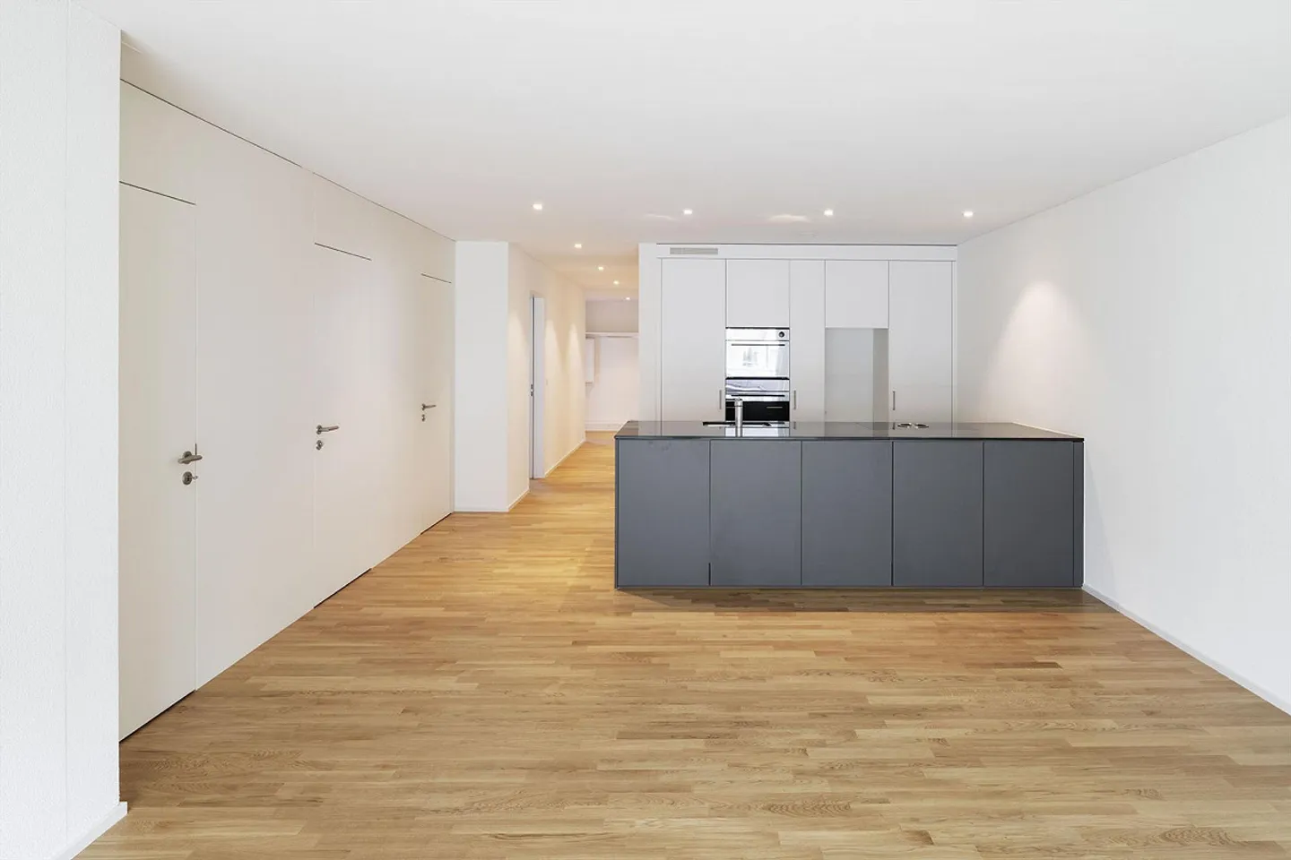 Beautiful 4.5 room apartment in Baden with terrace - Photo 1 of 17