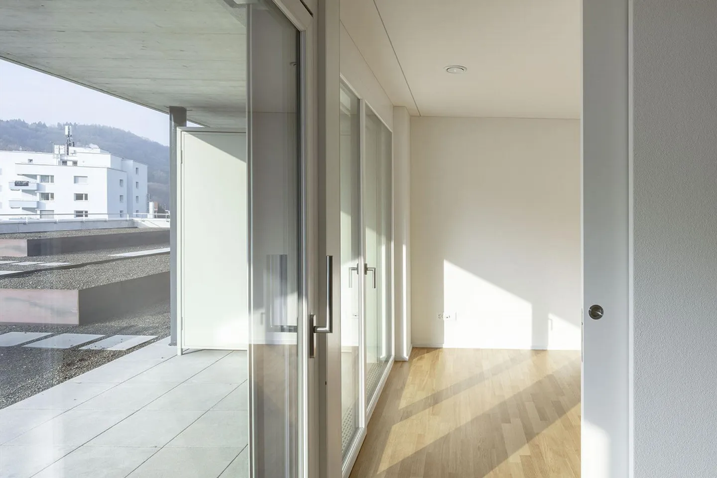 Beautiful 4.5 room apartment in Baden with terrace - Photo 9 of 17