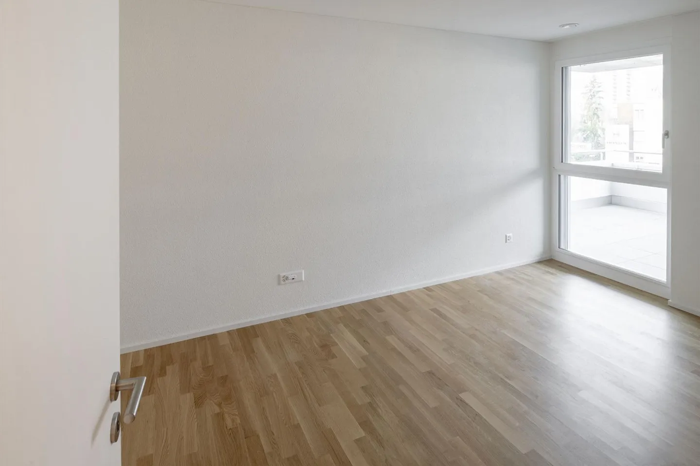 Beautiful 4.5 room apartment in Baden with terrace - Photo 8 of 17