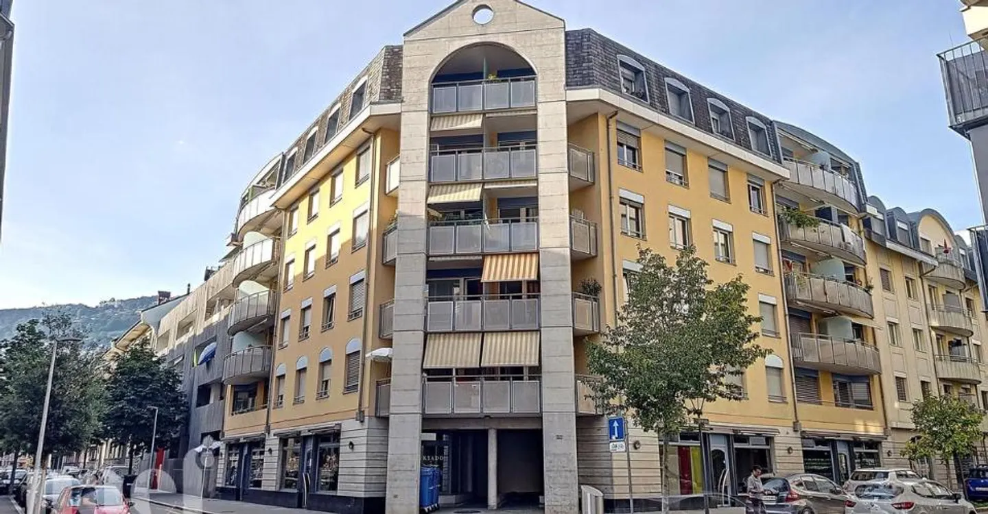 3.5-room apartment under renovation on the 3rd floor - Photo 1 of 4