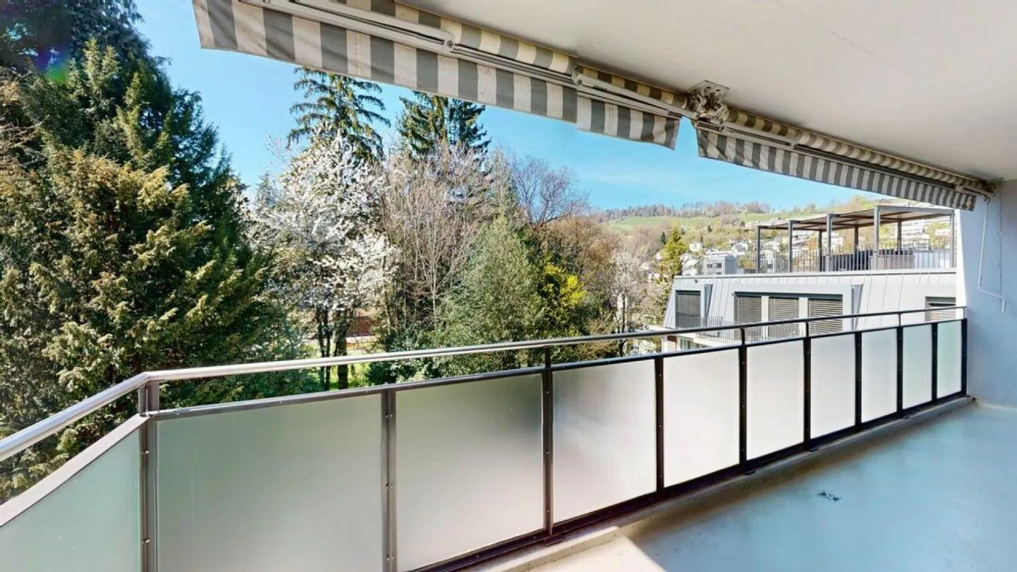 Vivere centralmente, guardando nel verde - Foto 2 di 11