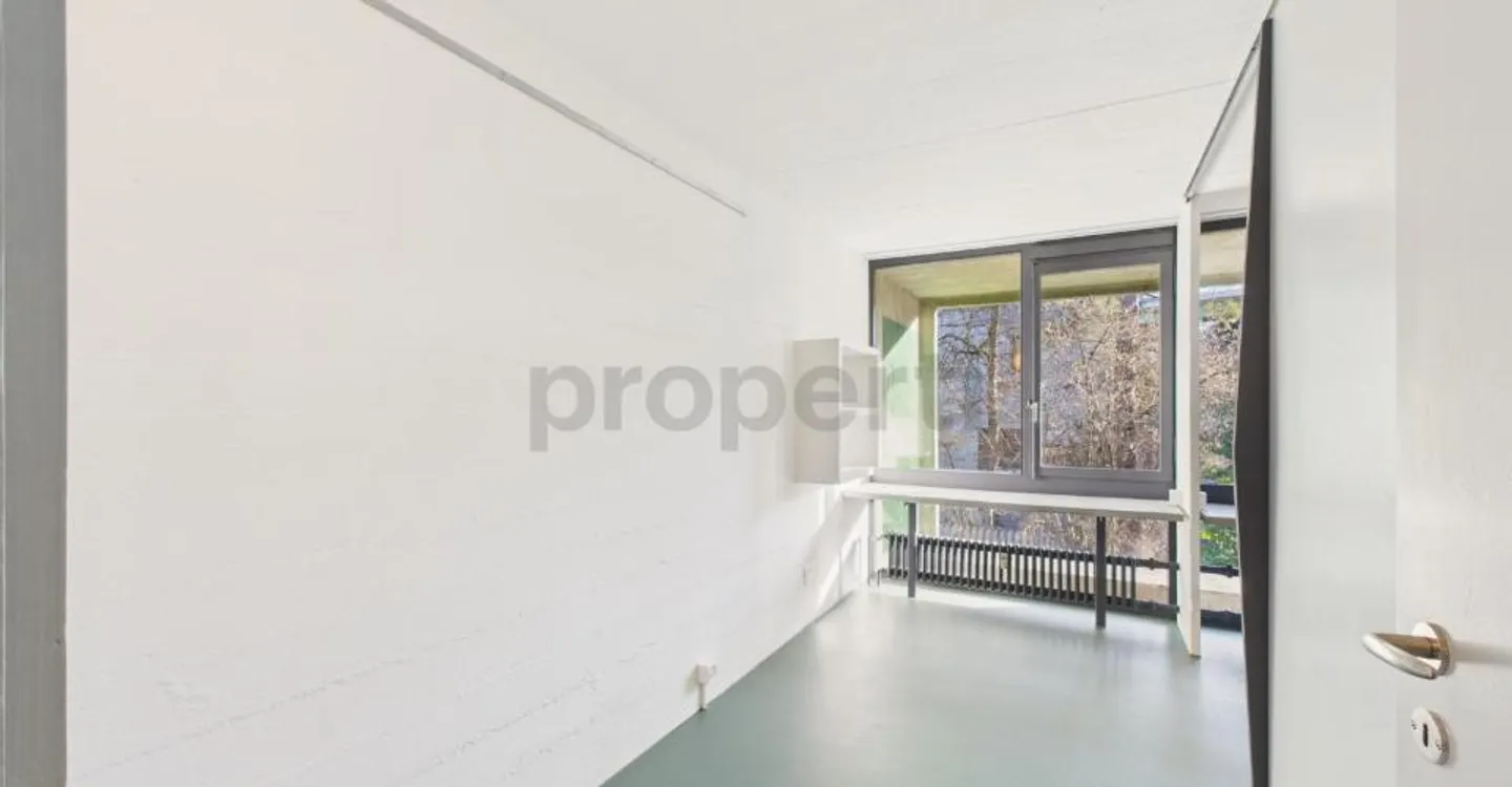 Vivre dans une icône de l'architecture suisse | Appartement unique de 3,5 pièces dans l'ensemble Atelier-5 classé à Flamatt - Photo 4 sur 13