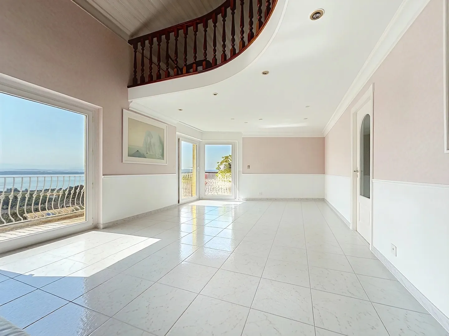 A Jewel of Nature with Panoramic Views of the Lake and the Alps - Photo 14 of 19
