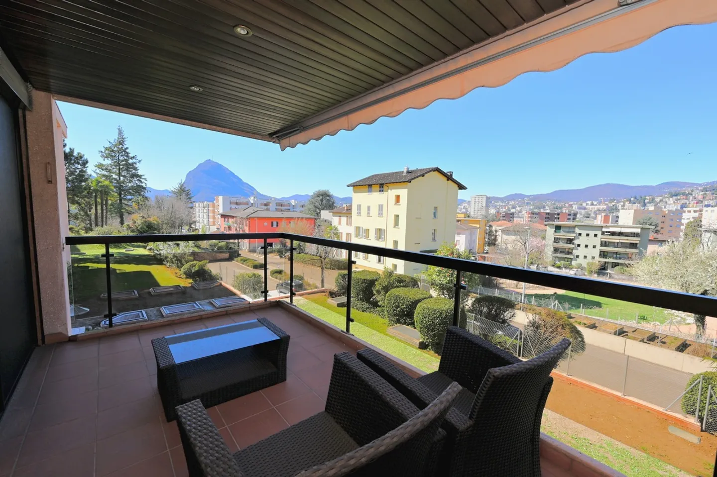 Appartamento in affitto - Foto 1 di 12