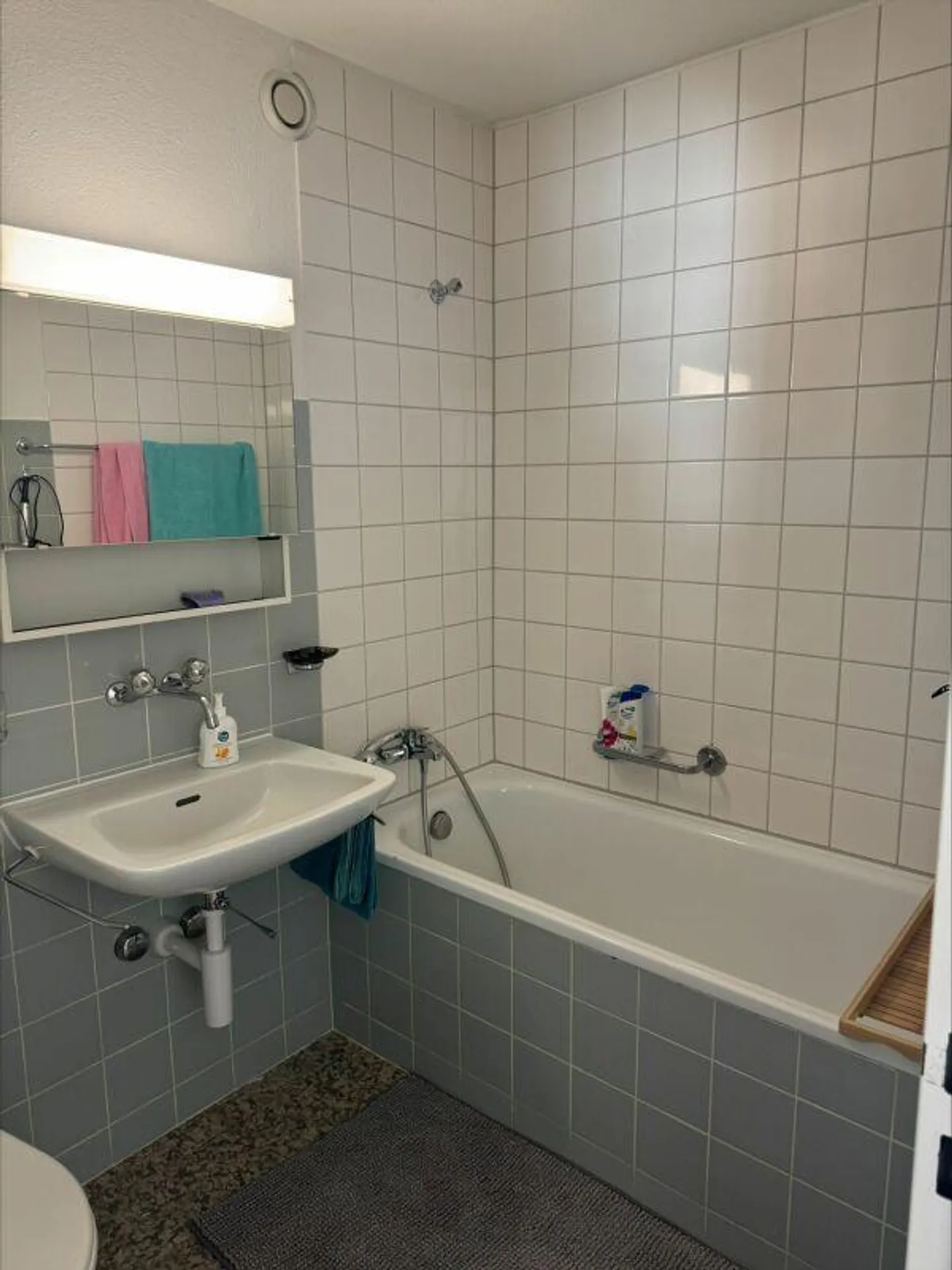 Cozy 2-room apartment in Neustadt - Photo 6 of 7